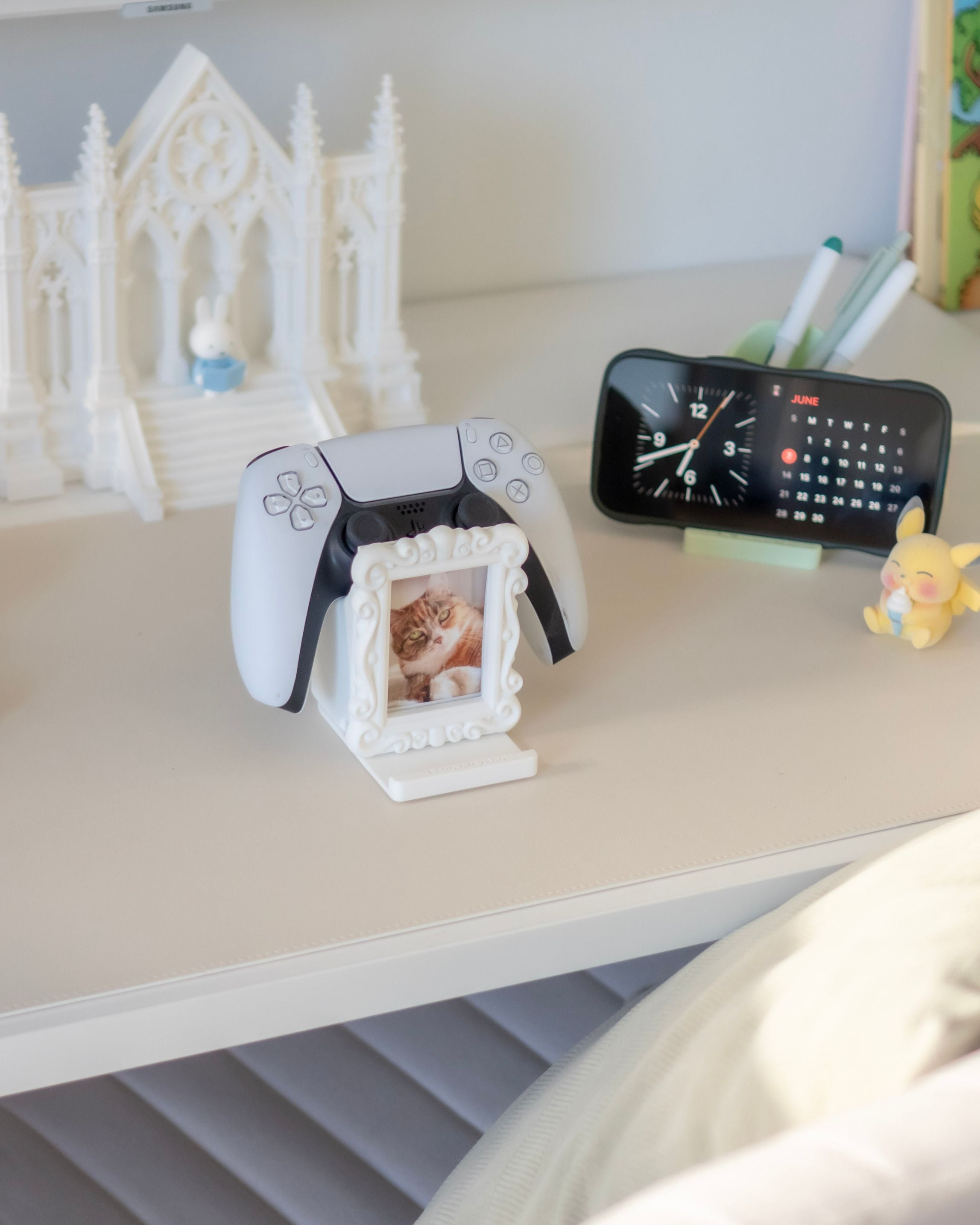 Photocard | 3-in-1 Pen Pot, Controller Holder & Phone Stand