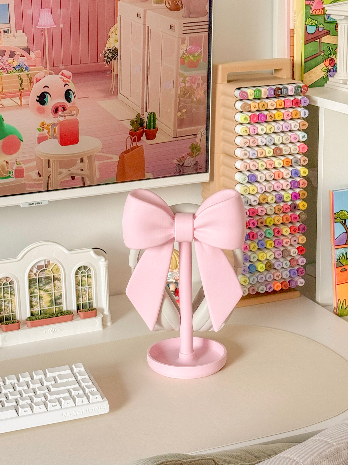 Bow Headphone Stand