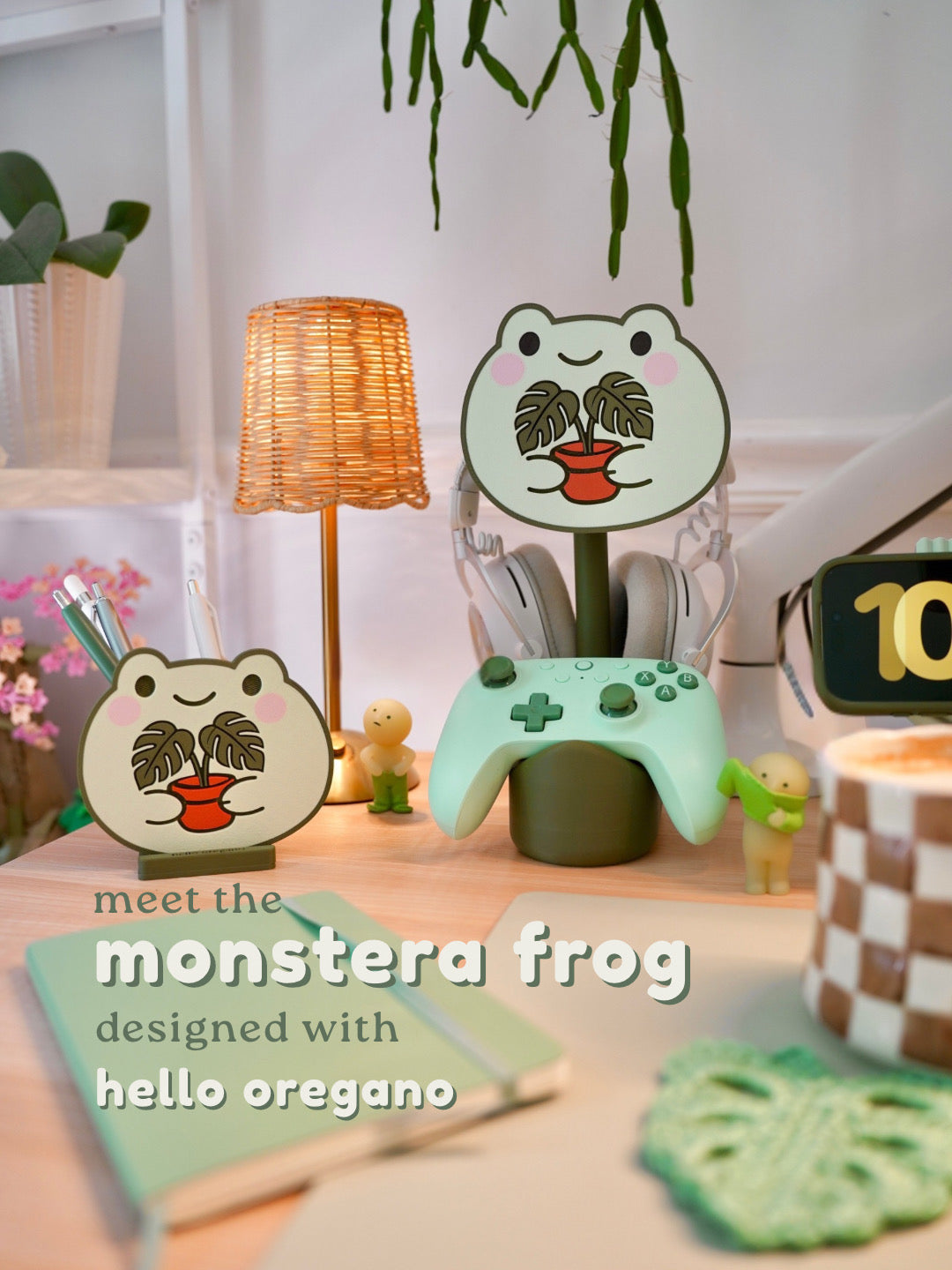 Monstera Frog | 3-in-1 Pen Pot, Controller Holder & Phone Stand | @thecozylittlejungle edition