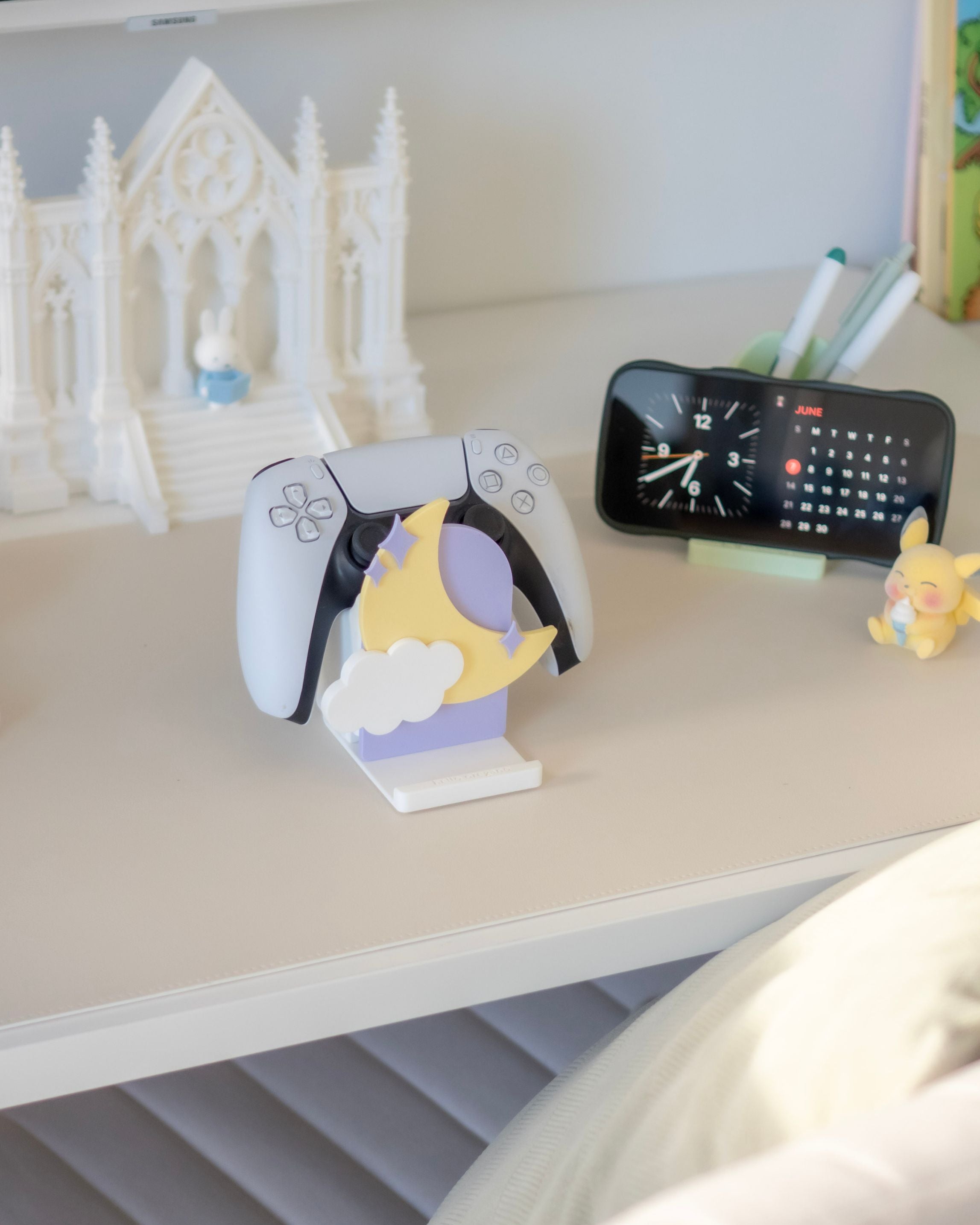 Moon | 3-in-1 Pen Pot, Controller Holder & Phone Stand