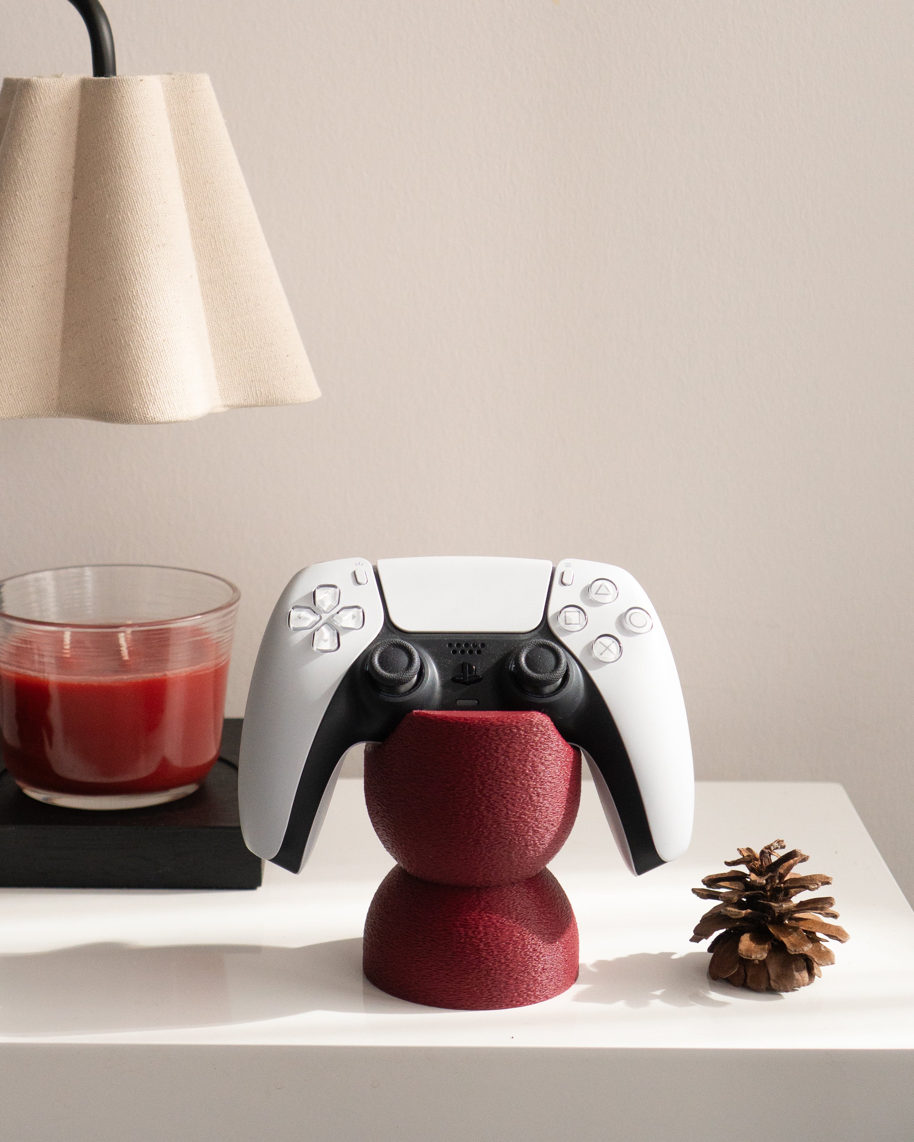 Minimalist Headphone & Controller Holder
