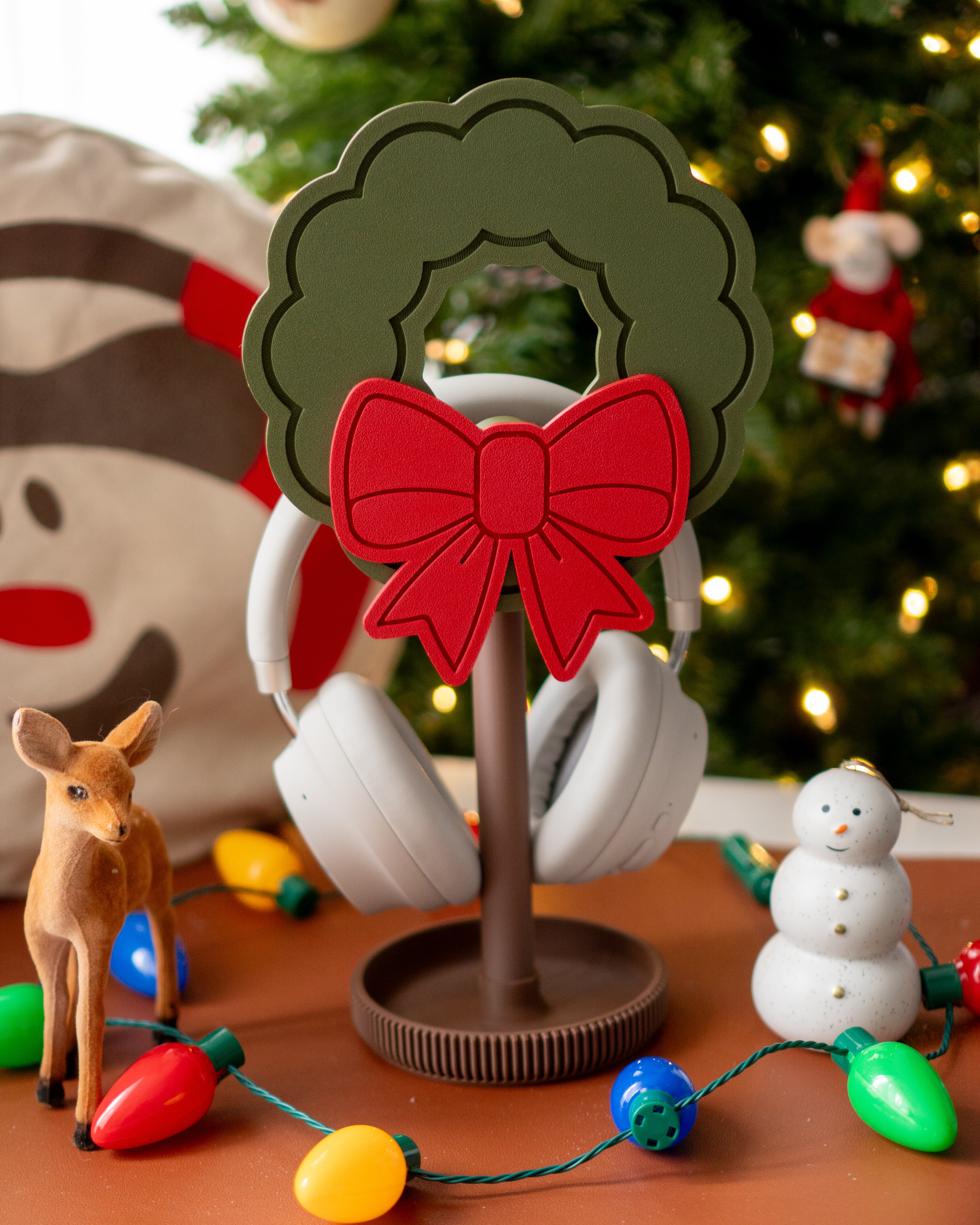 Christmas Wreath Headphone Stand