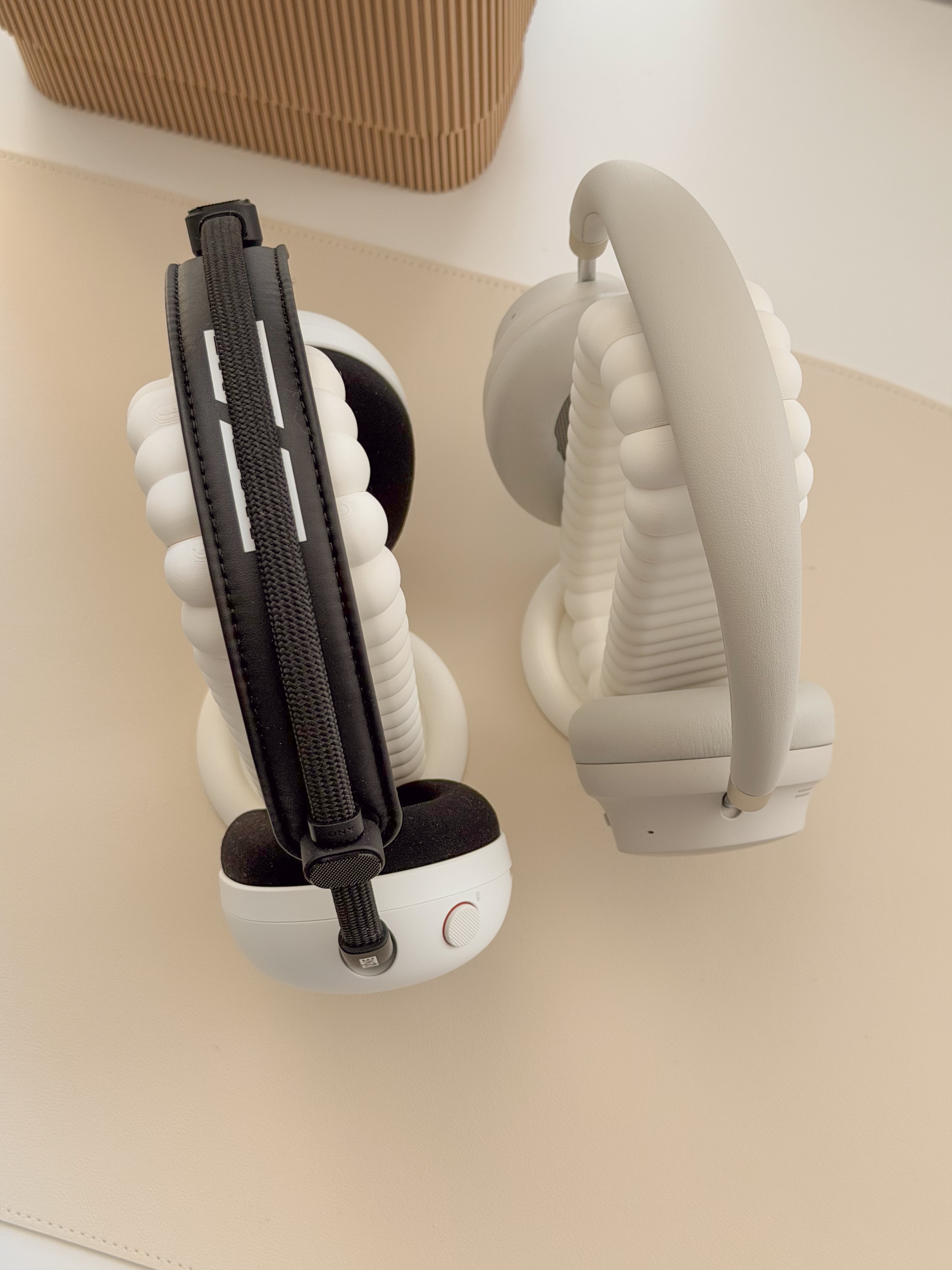 The Original Cloud Headphone Stand