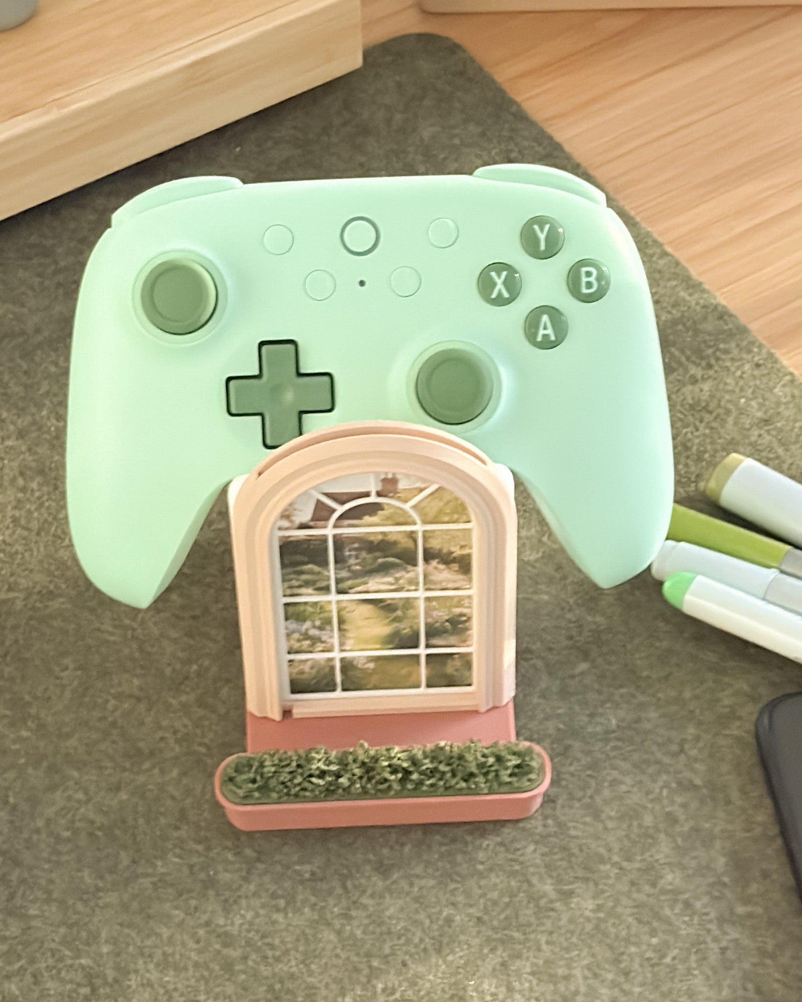 Cozy Window | 3-in-1 Pen Pot, Controller Holder & Phone Stand