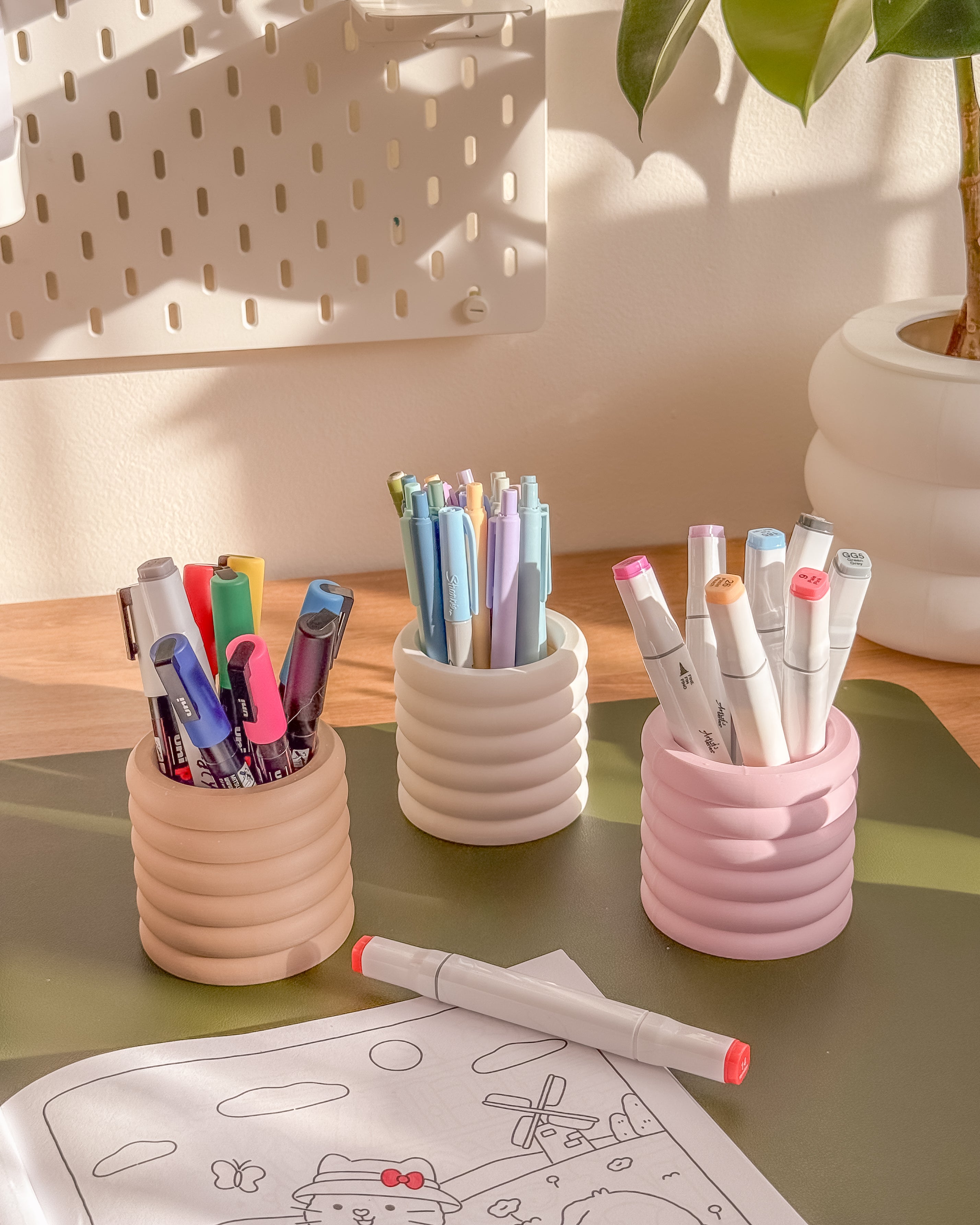 Cloud Pen Pots