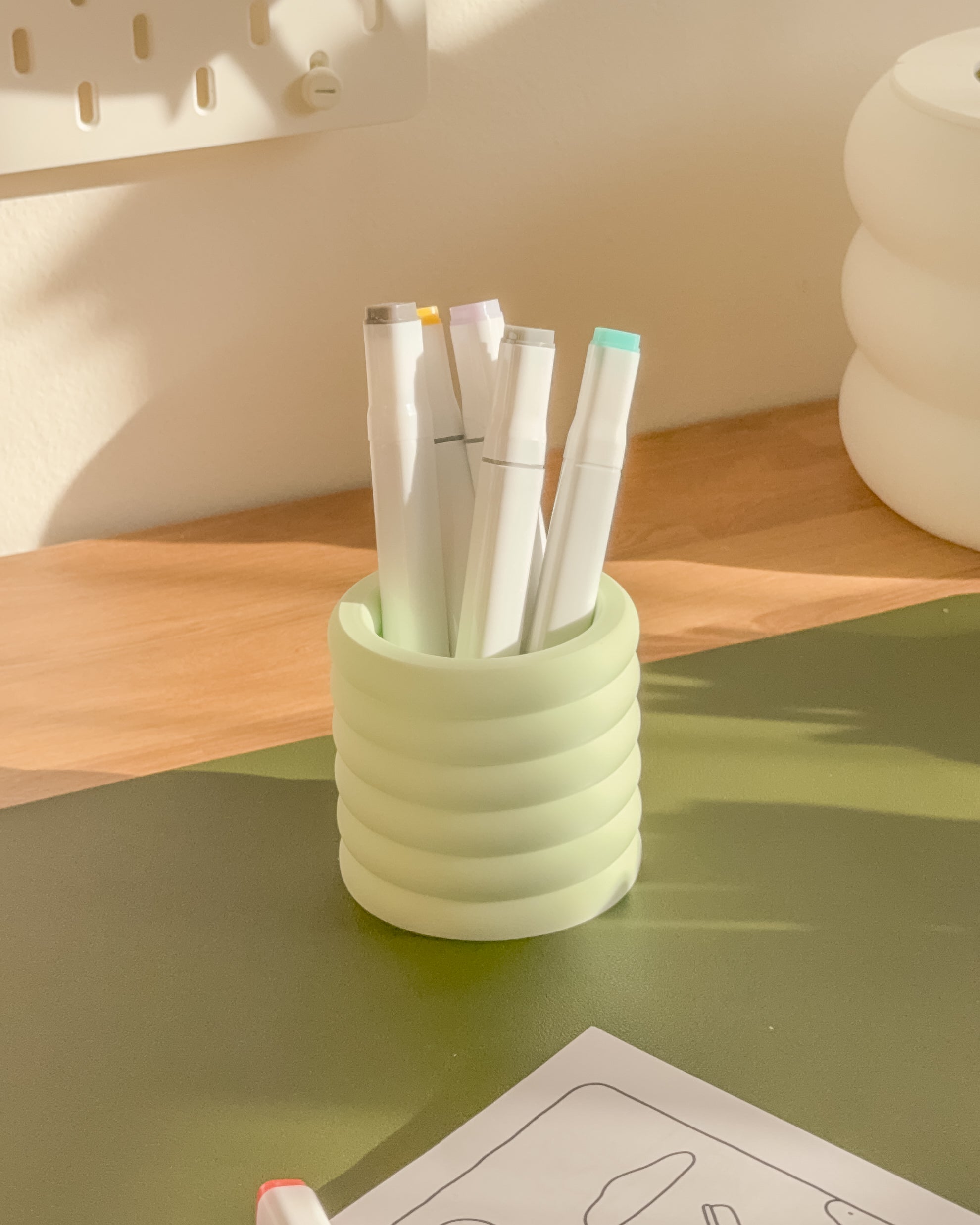 Cloud Pen Pots