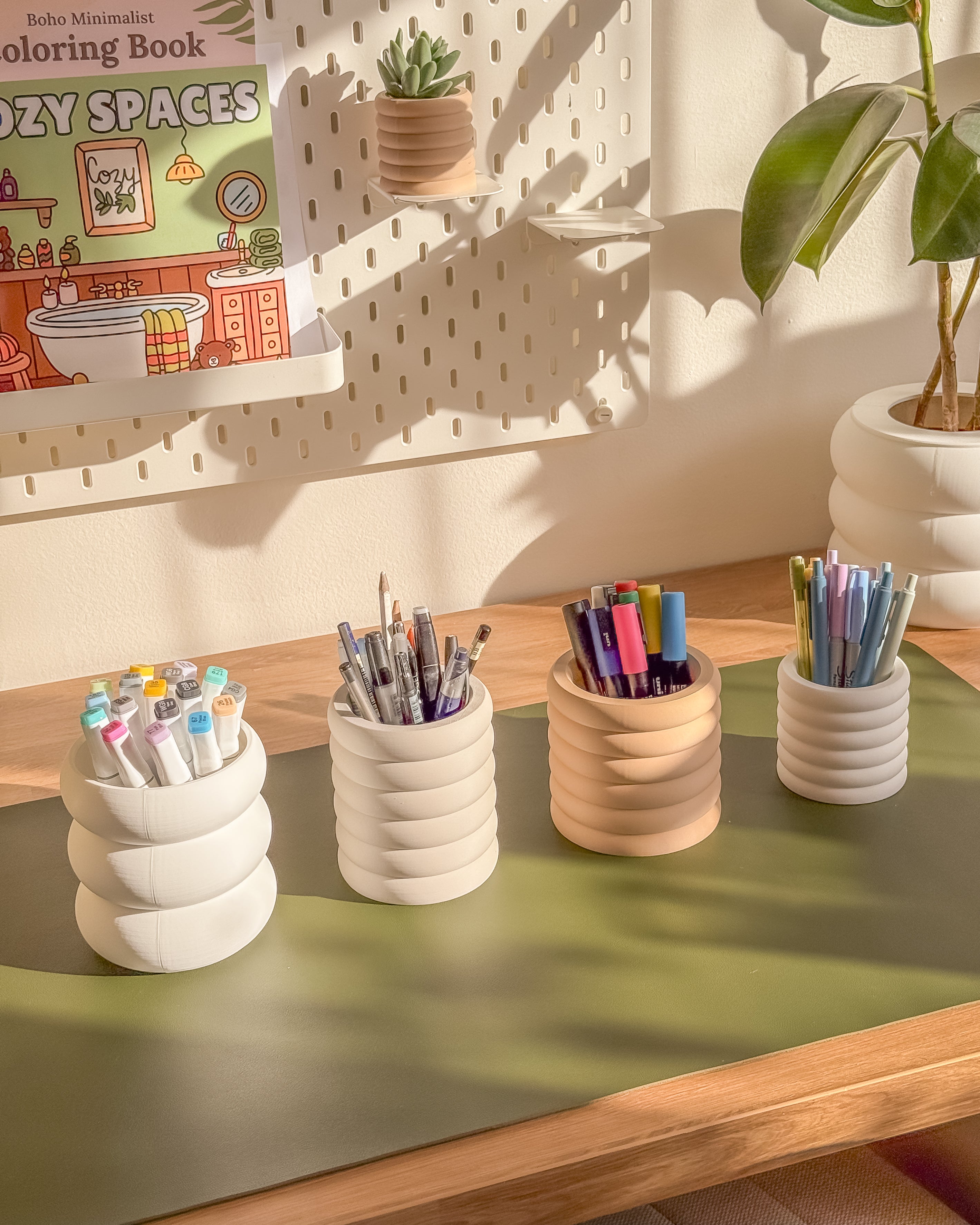 Cloud Pen Pots