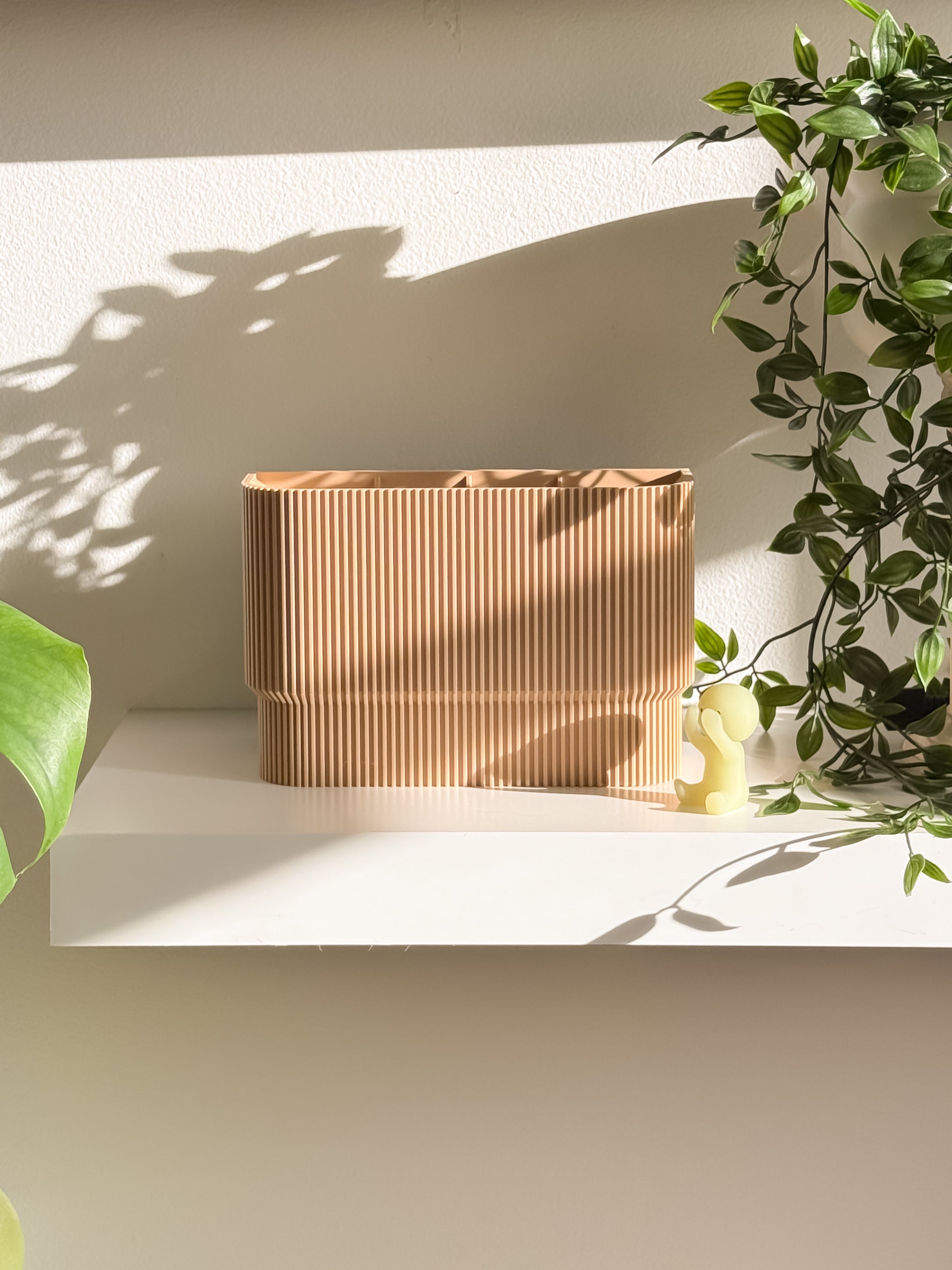 New Vase Switch Dock Cover with Storage