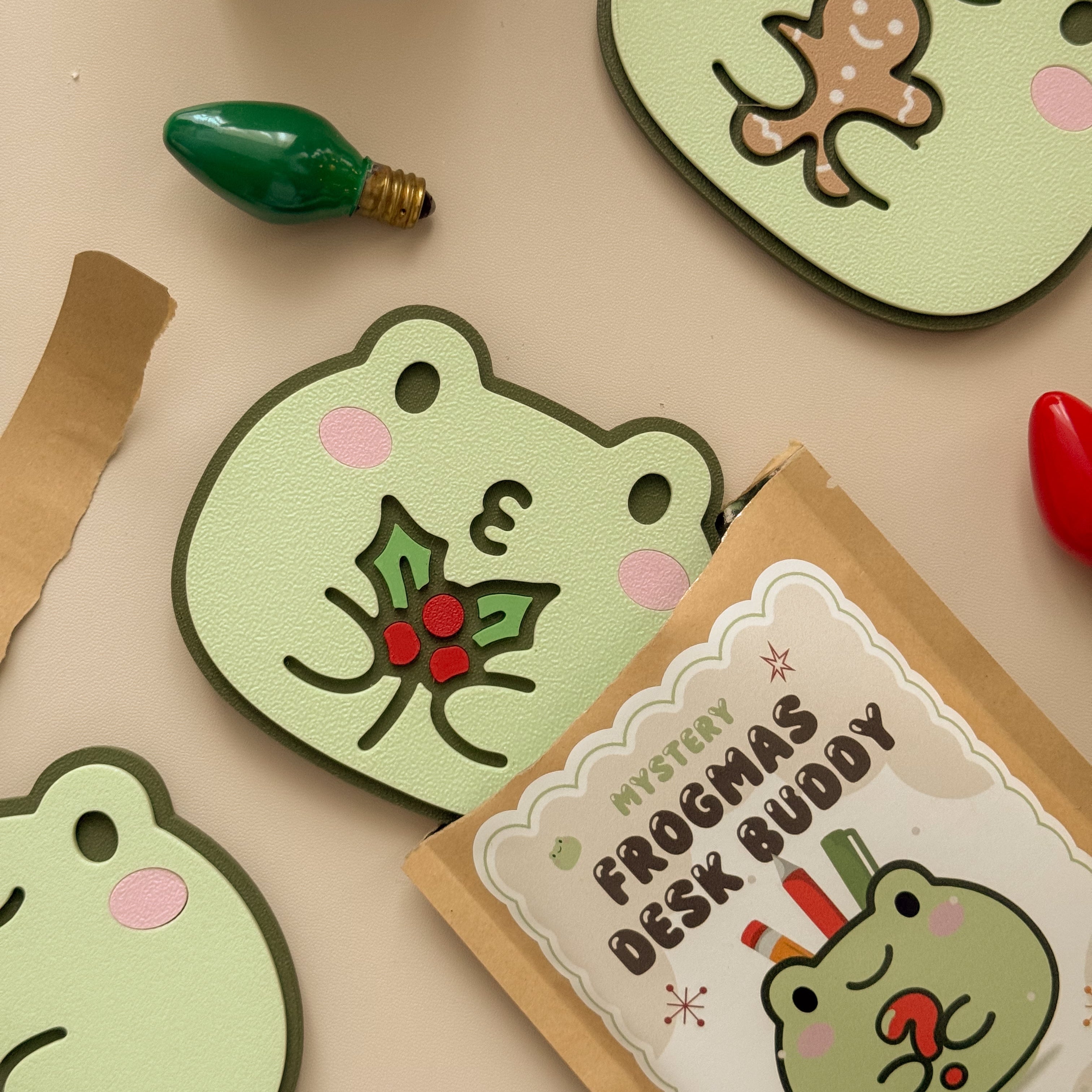 Mystery Frogmas Pen Pot / Ornament Blind Bags