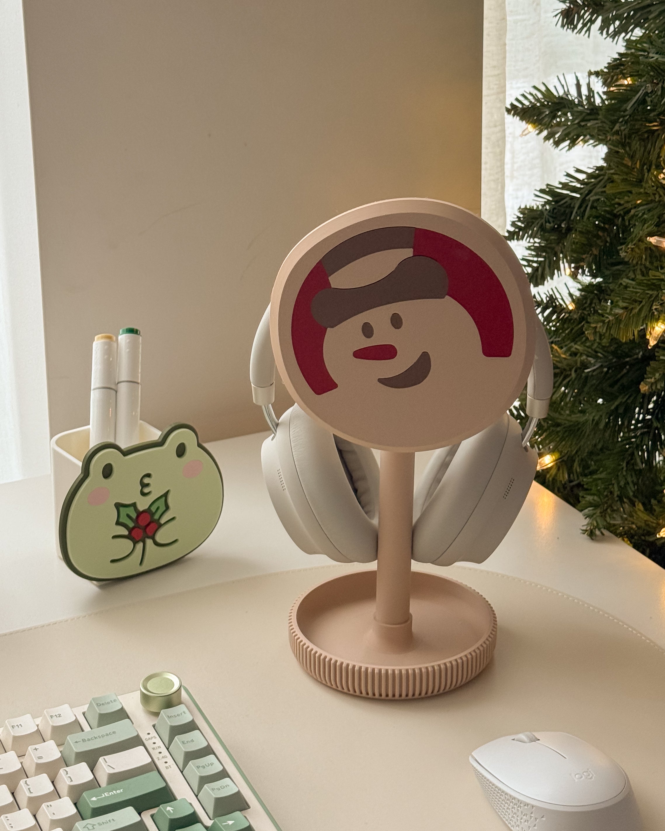 Snowman Cookie Headphone Stand