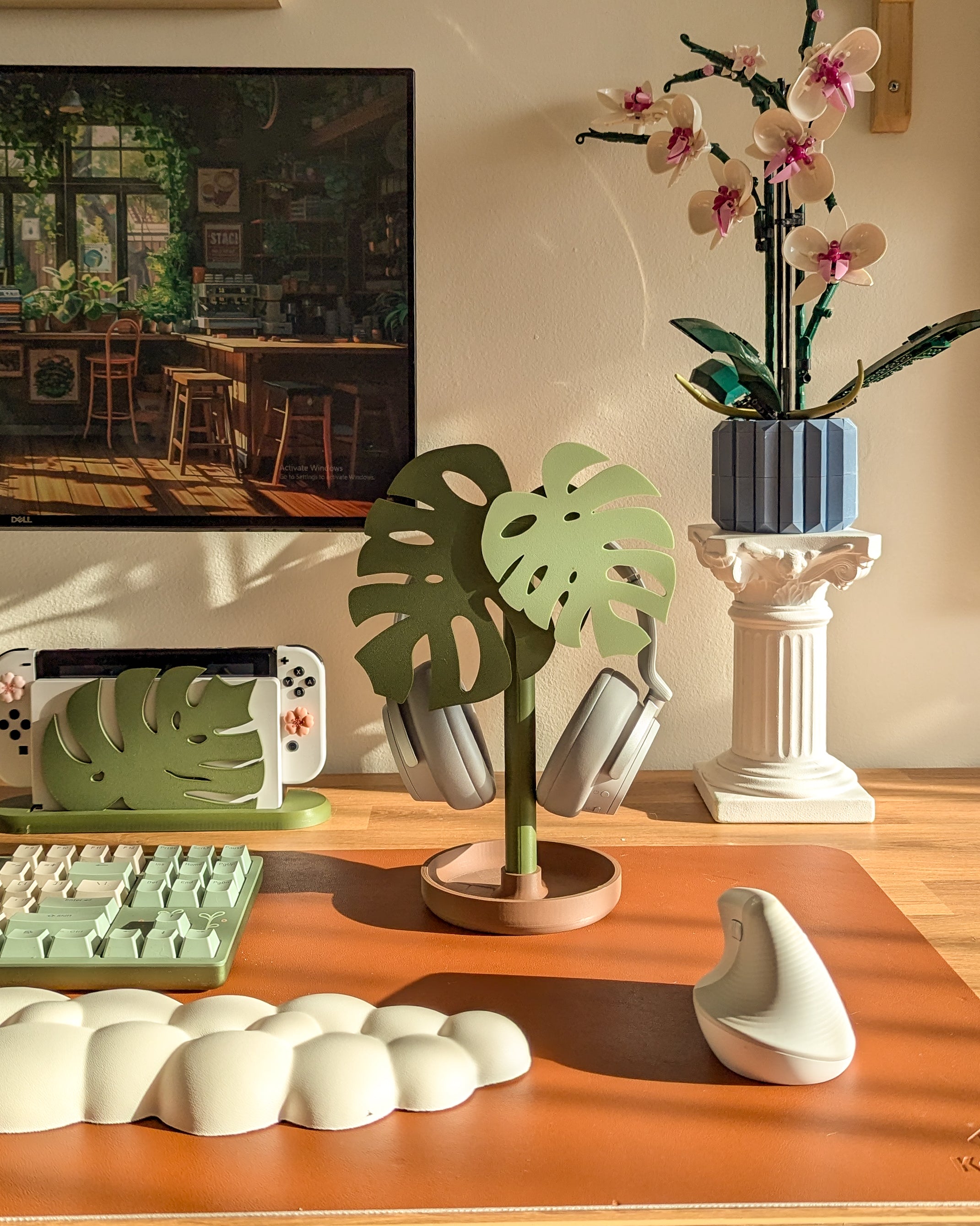 Monstera Headphone Stand