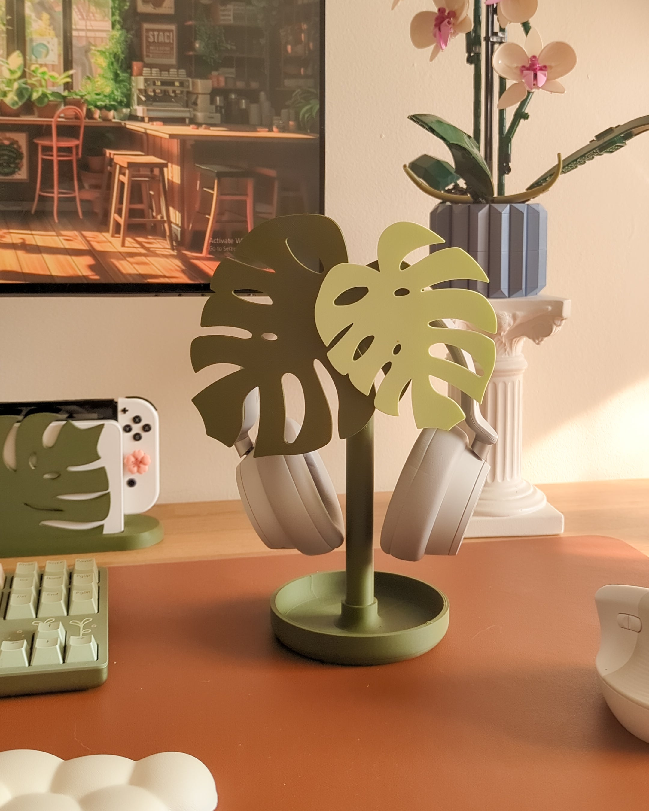 Monstera Headphone Stand