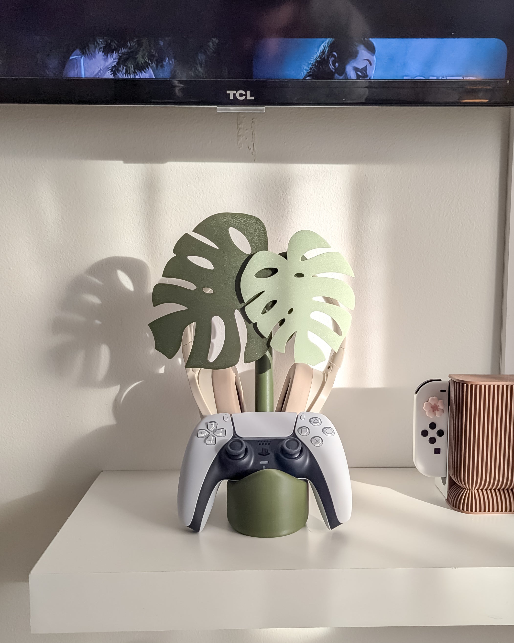 Monstera Headphone Stand