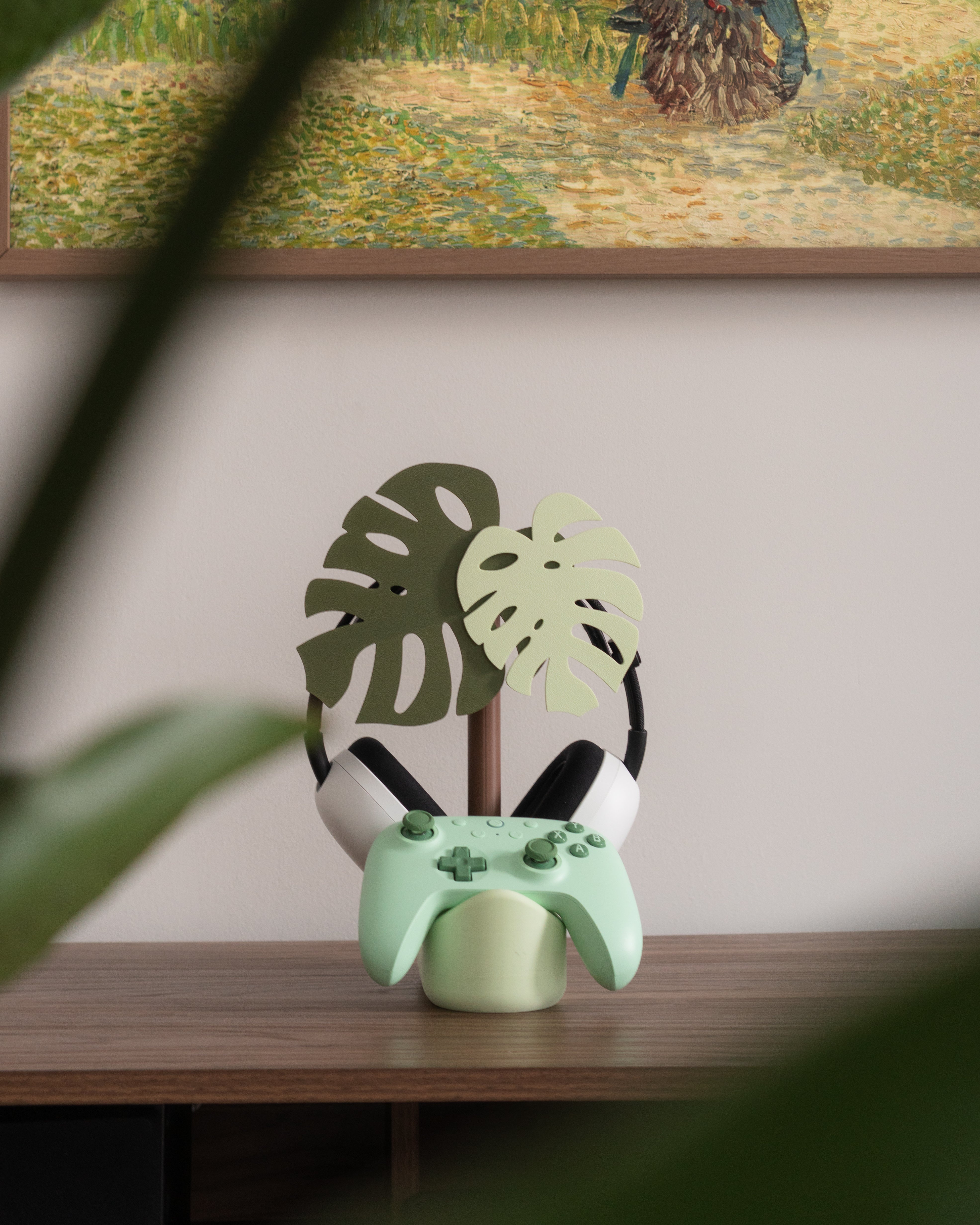 Monstera Headphone Stand