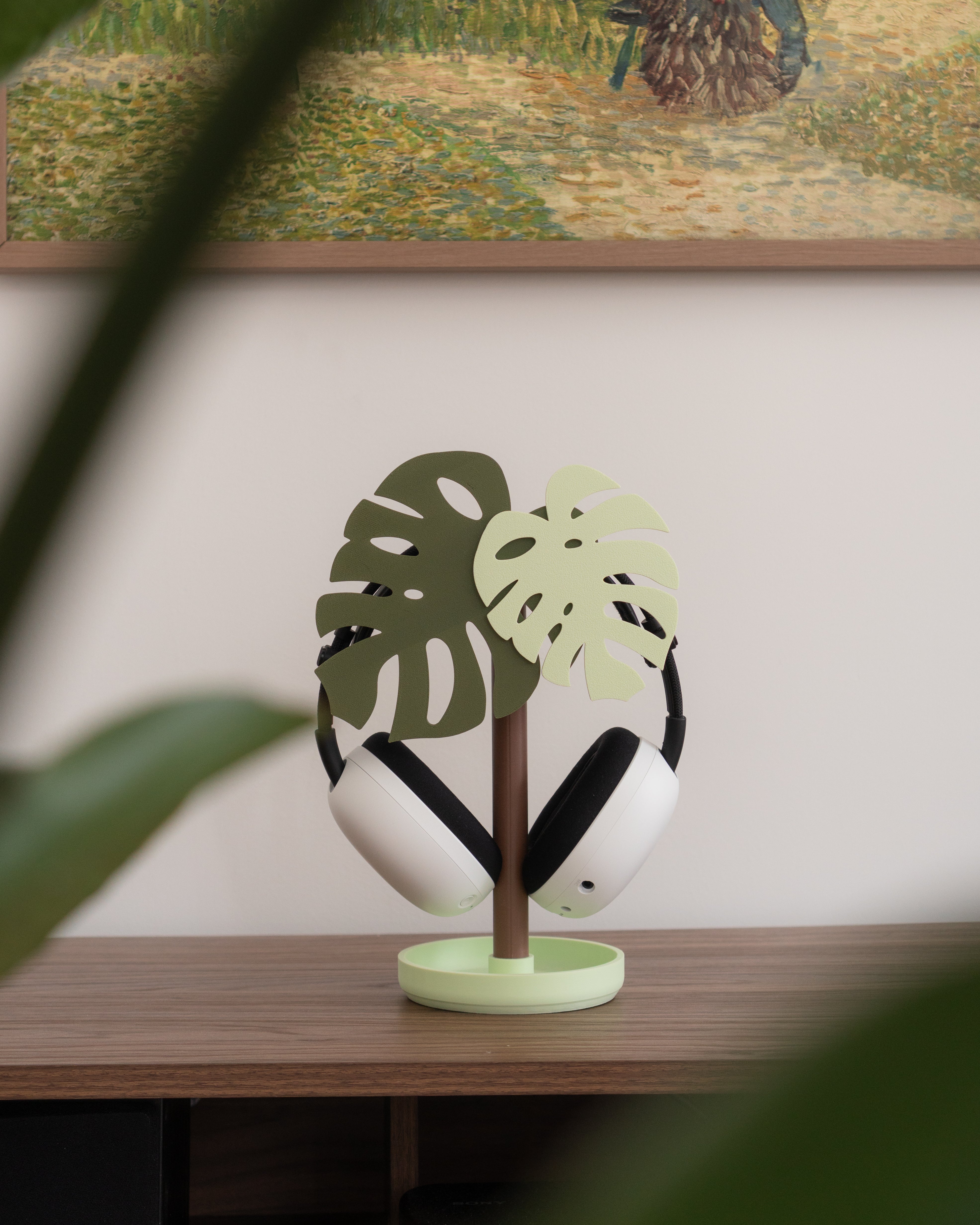 Monstera Headphone Stand