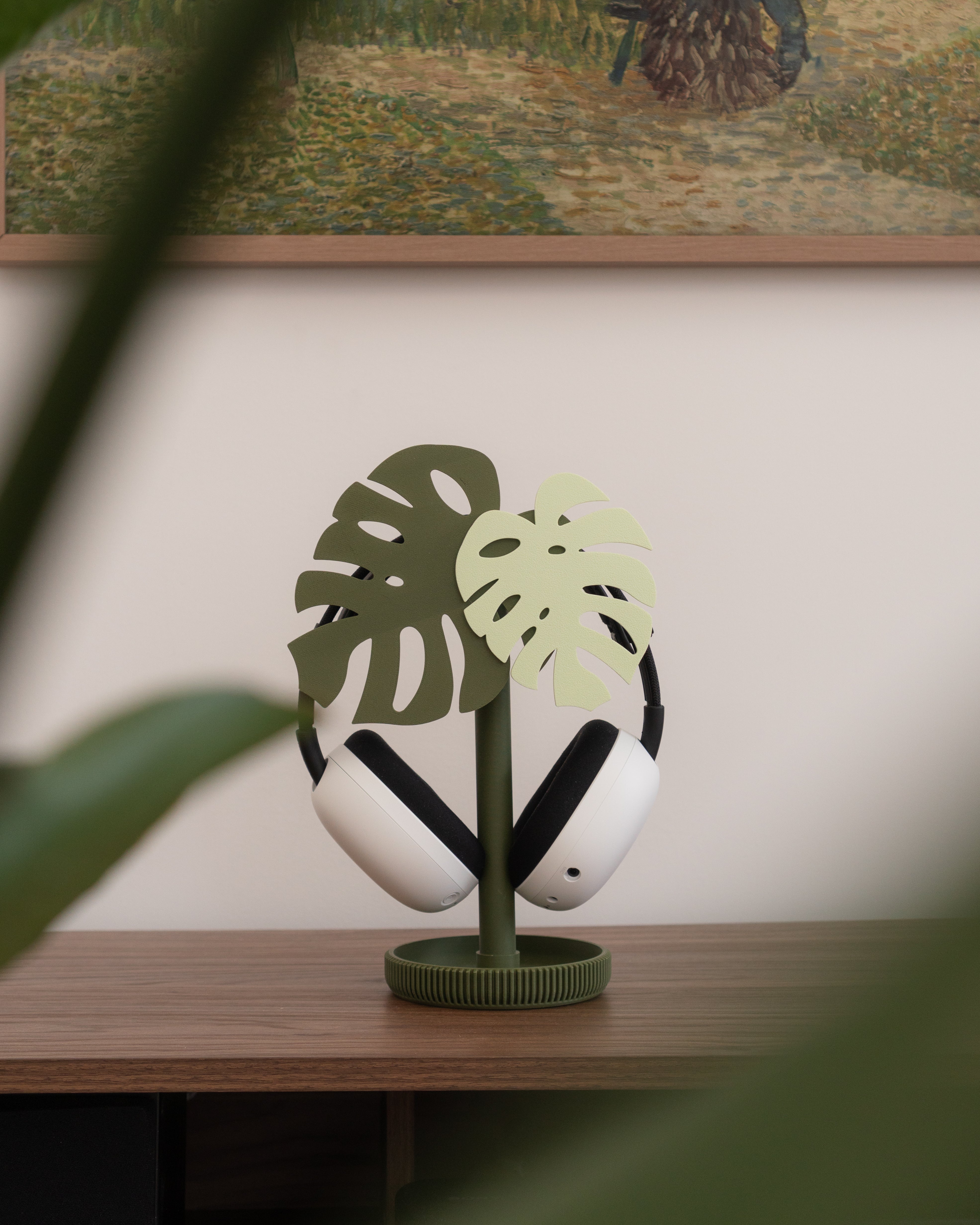 Monstera Headphone Stand