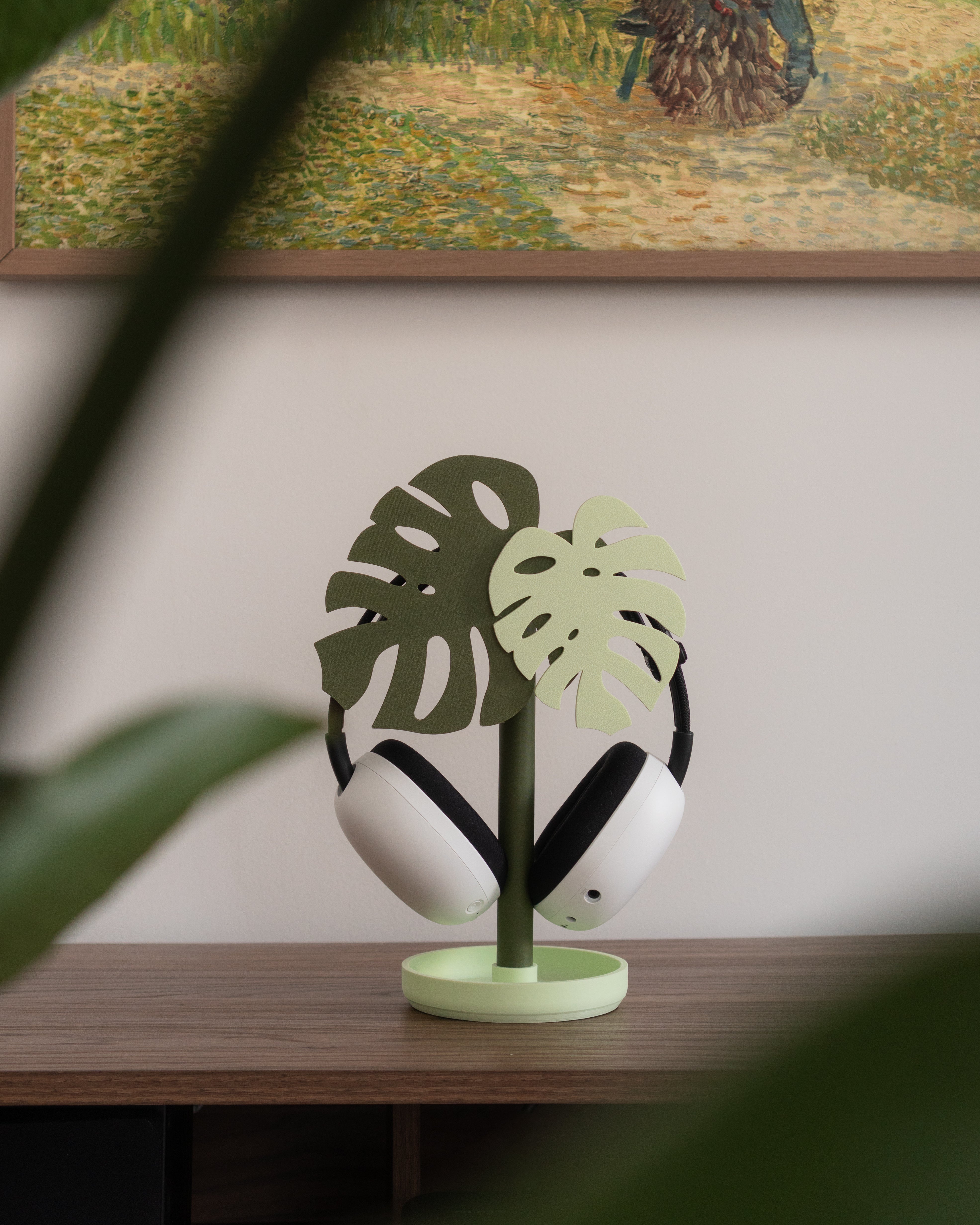 Monstera Headphone Stand