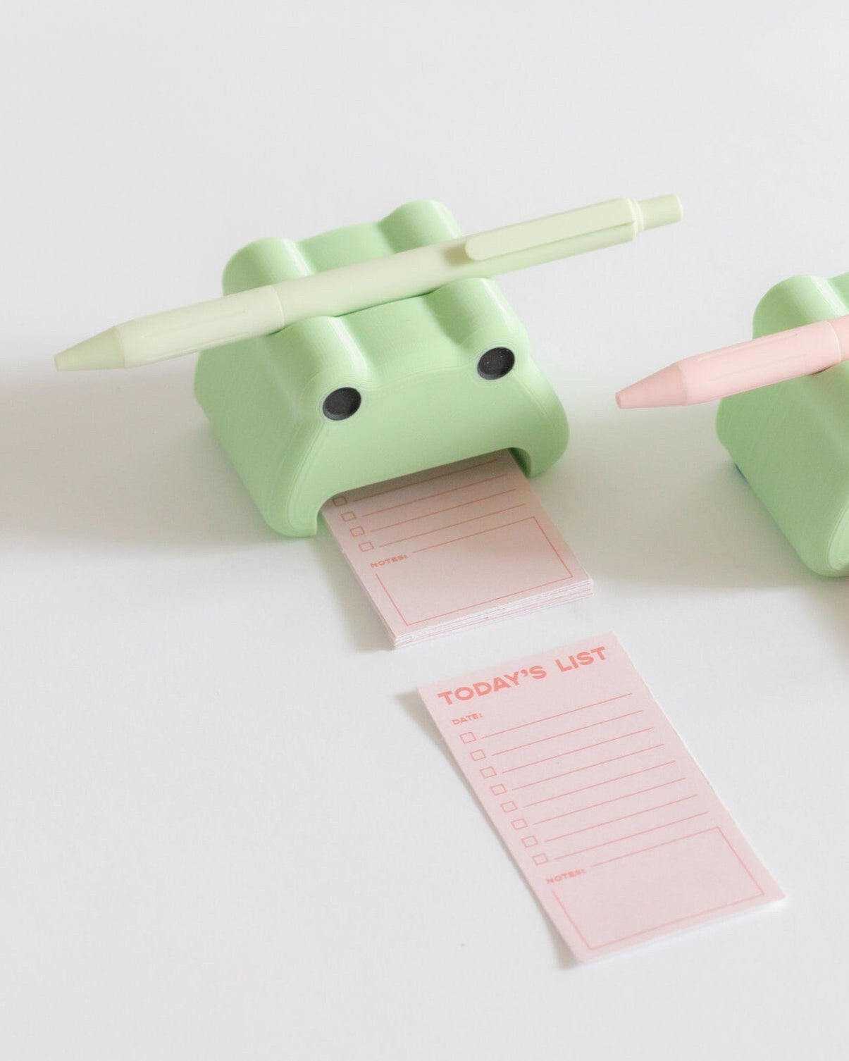 2" Custom To-Do List (100 sheets | Frog not included)