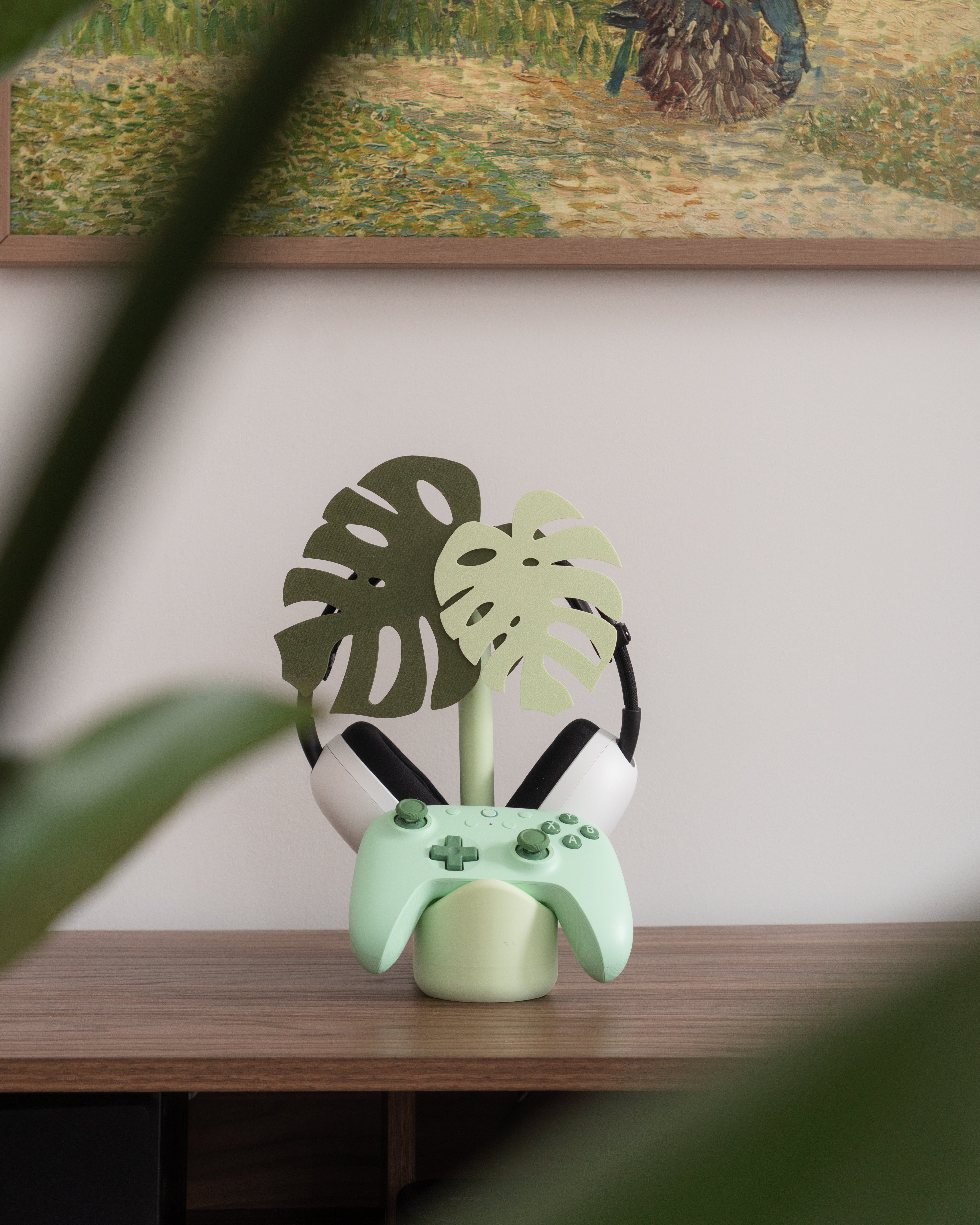 Monstera Headphone Stand