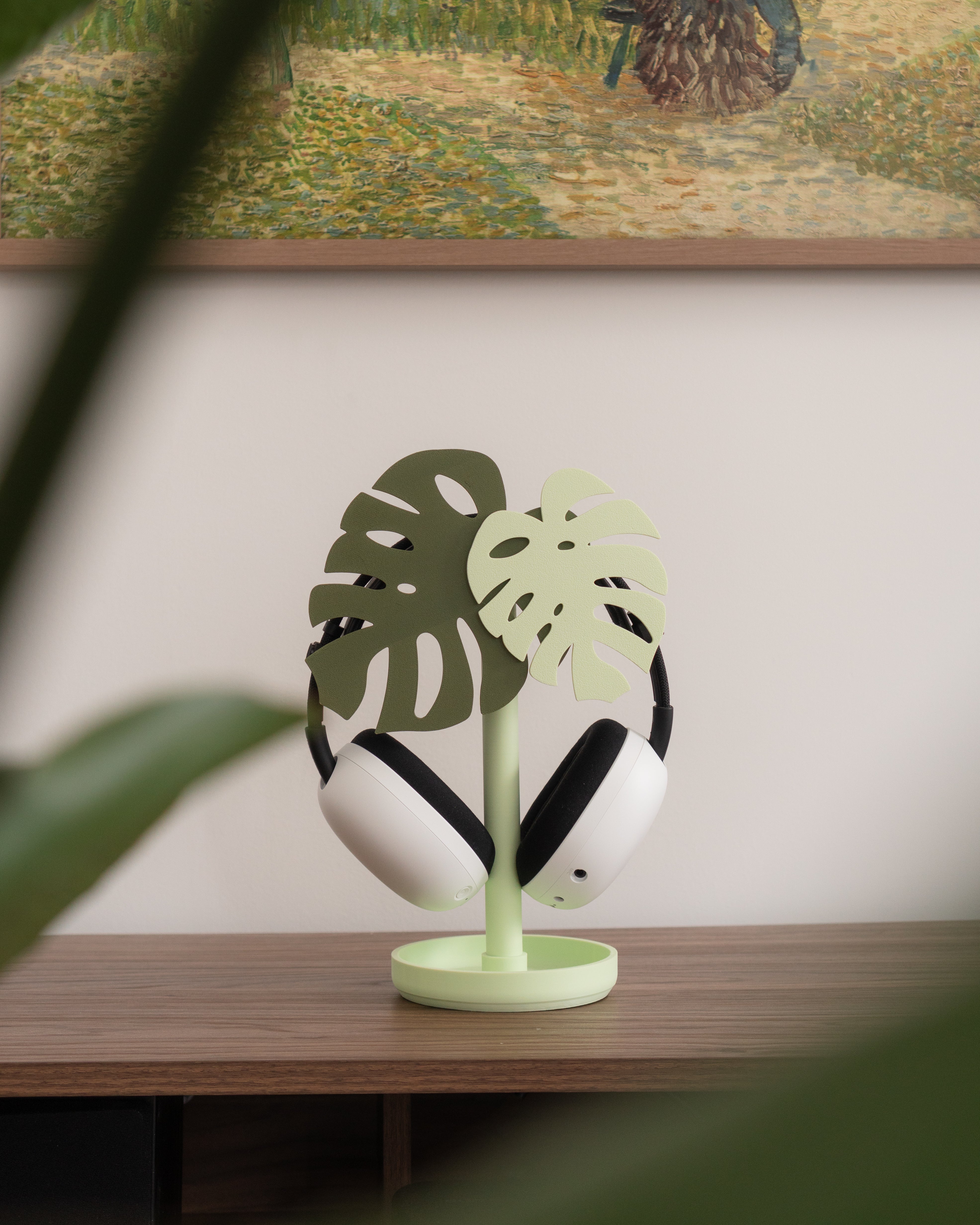 Monstera Headphone Stand