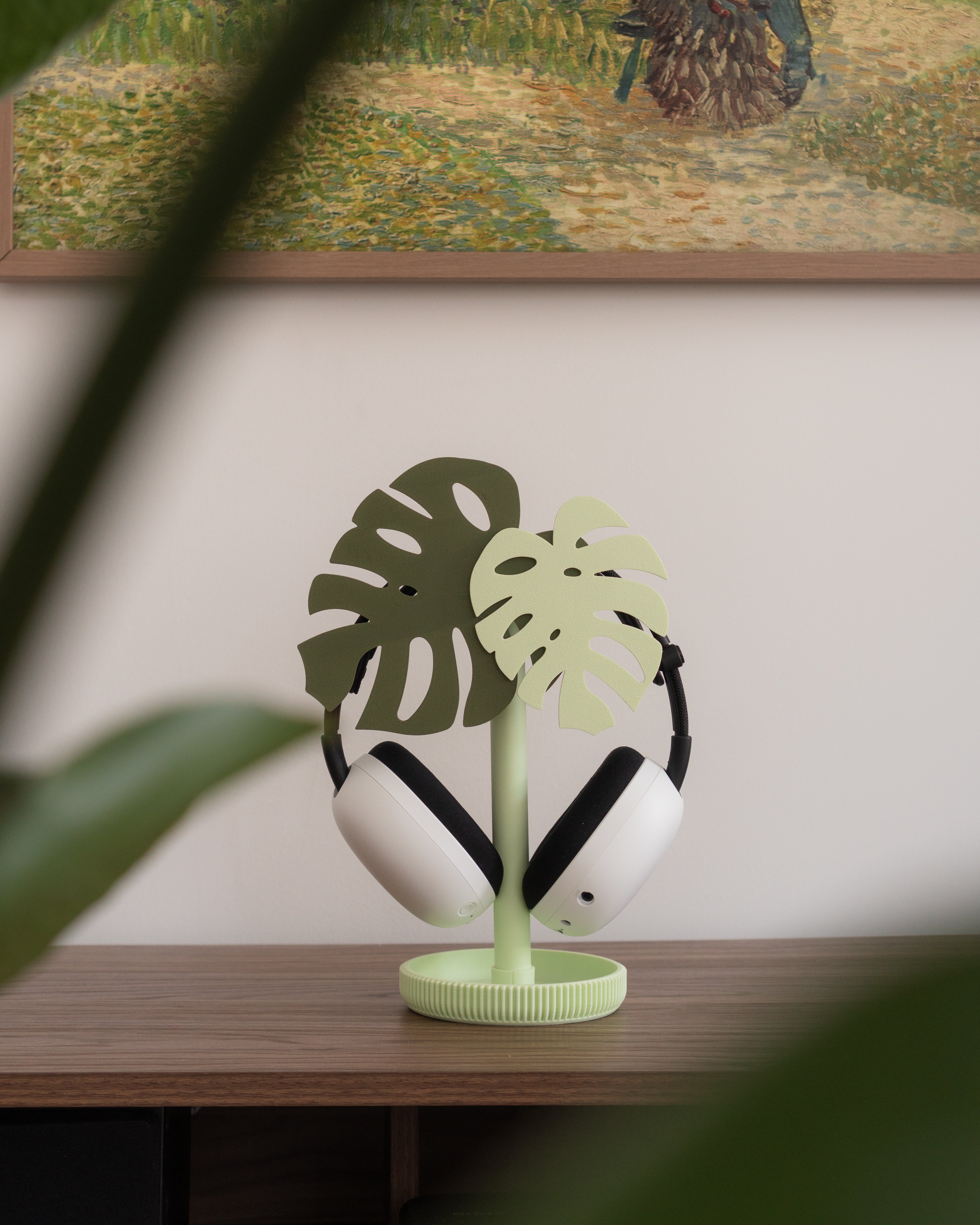 Monstera Headphone Stand