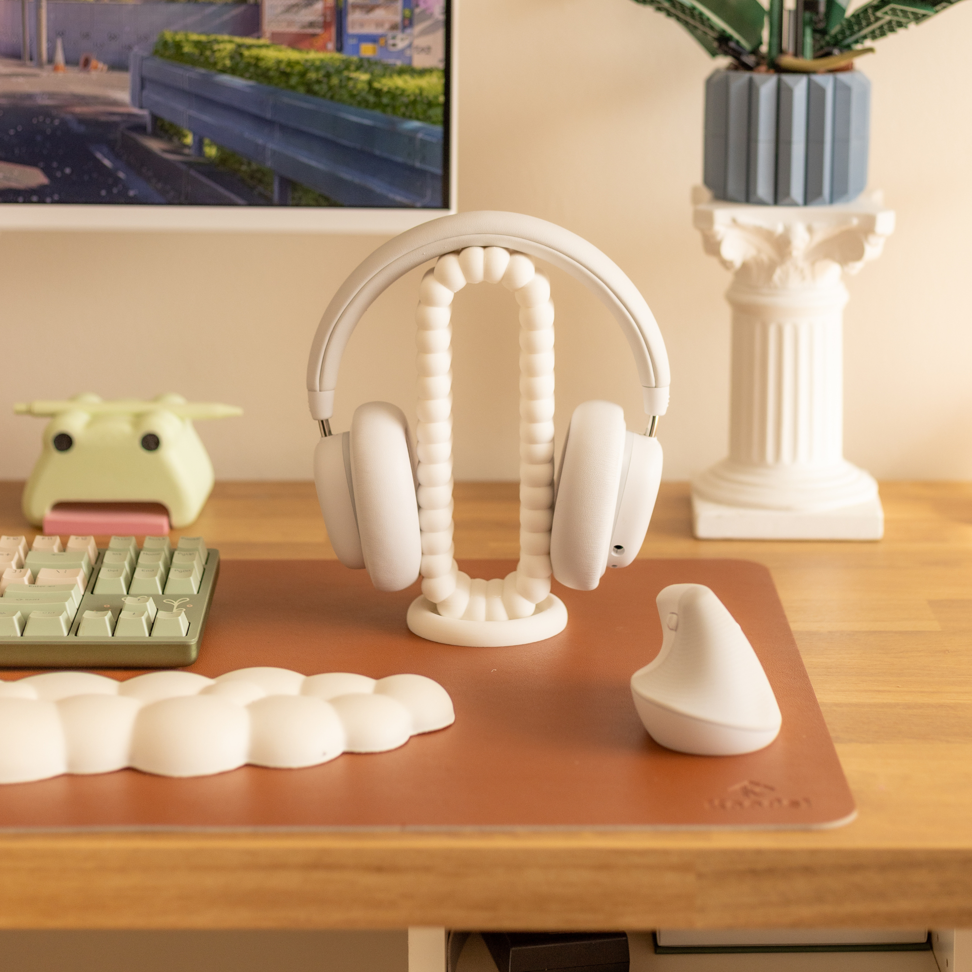 The Original Cloud Headphone Stand