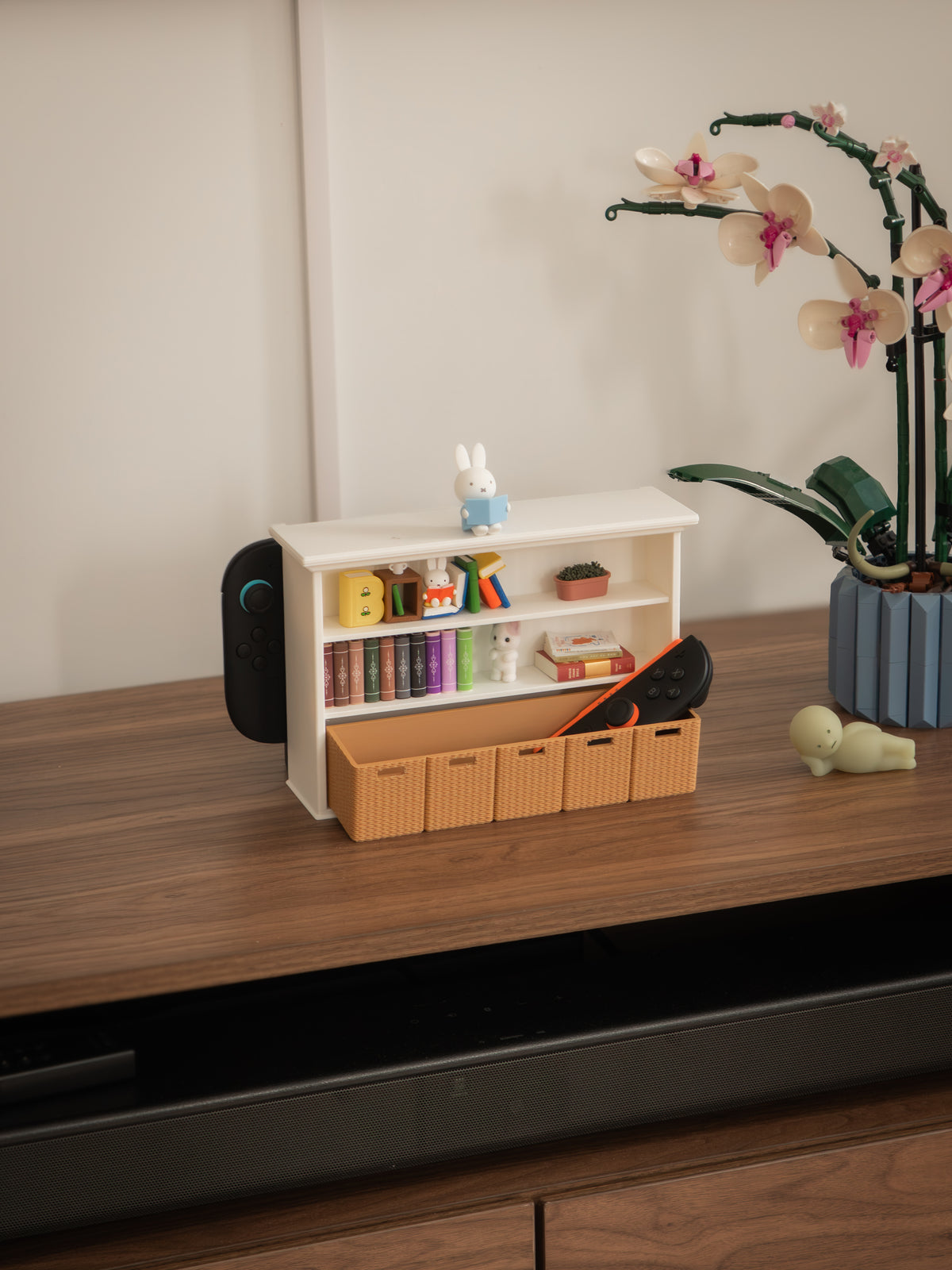 Bookish Switch Dock Cover