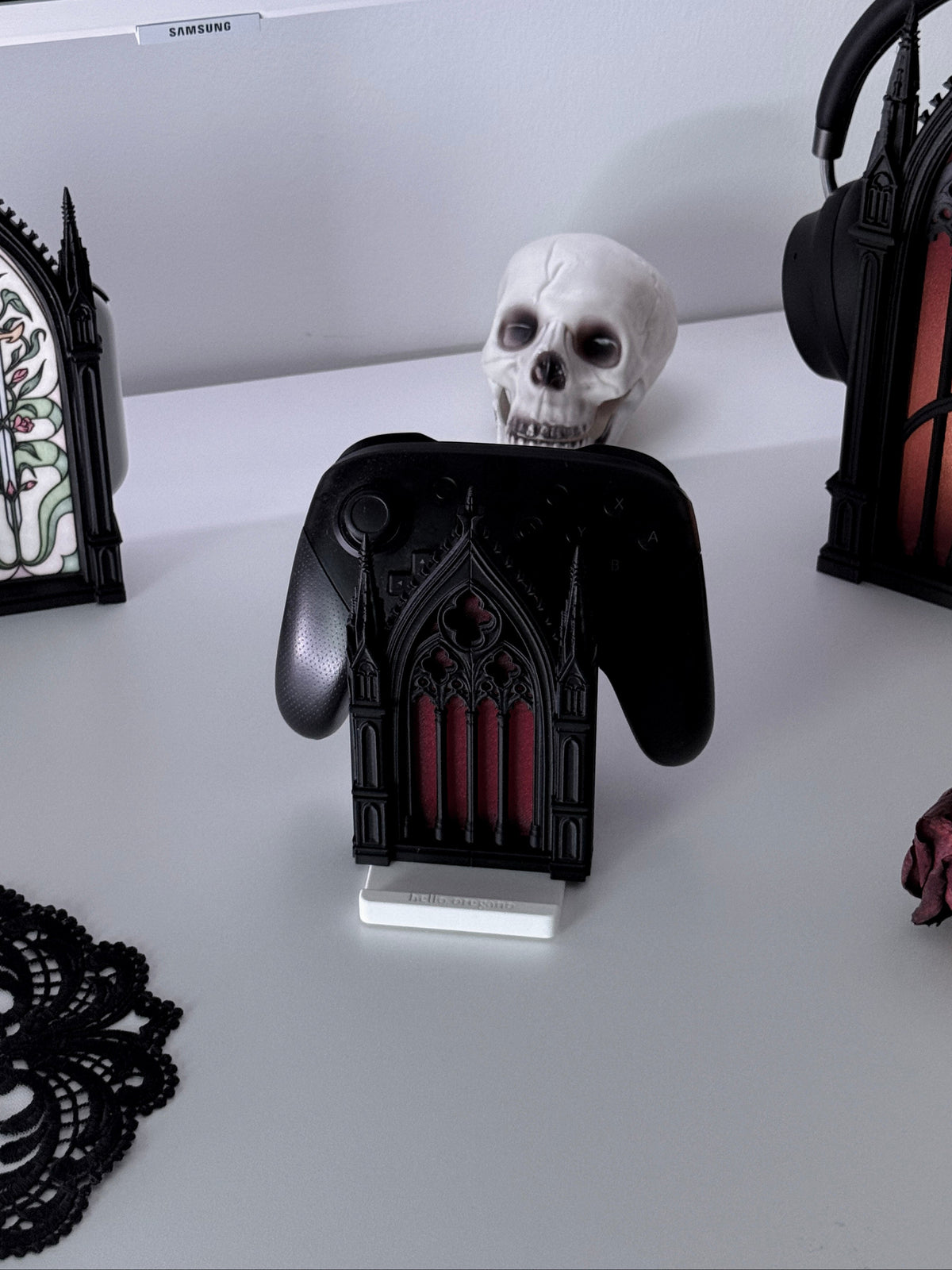Cathedral | 3-in-1 Pen Pot, Controller Holder & Phone Stand