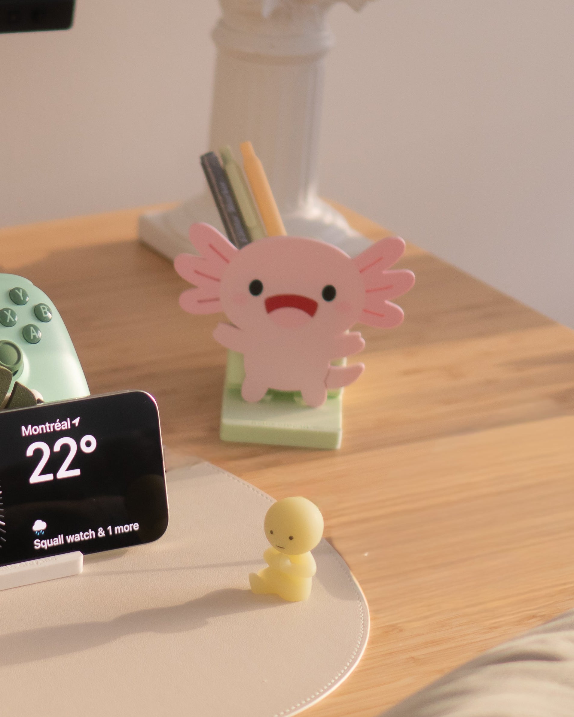 Axolotl | 3-in-1 Pen Pot, Controller Holder & Phone Stand