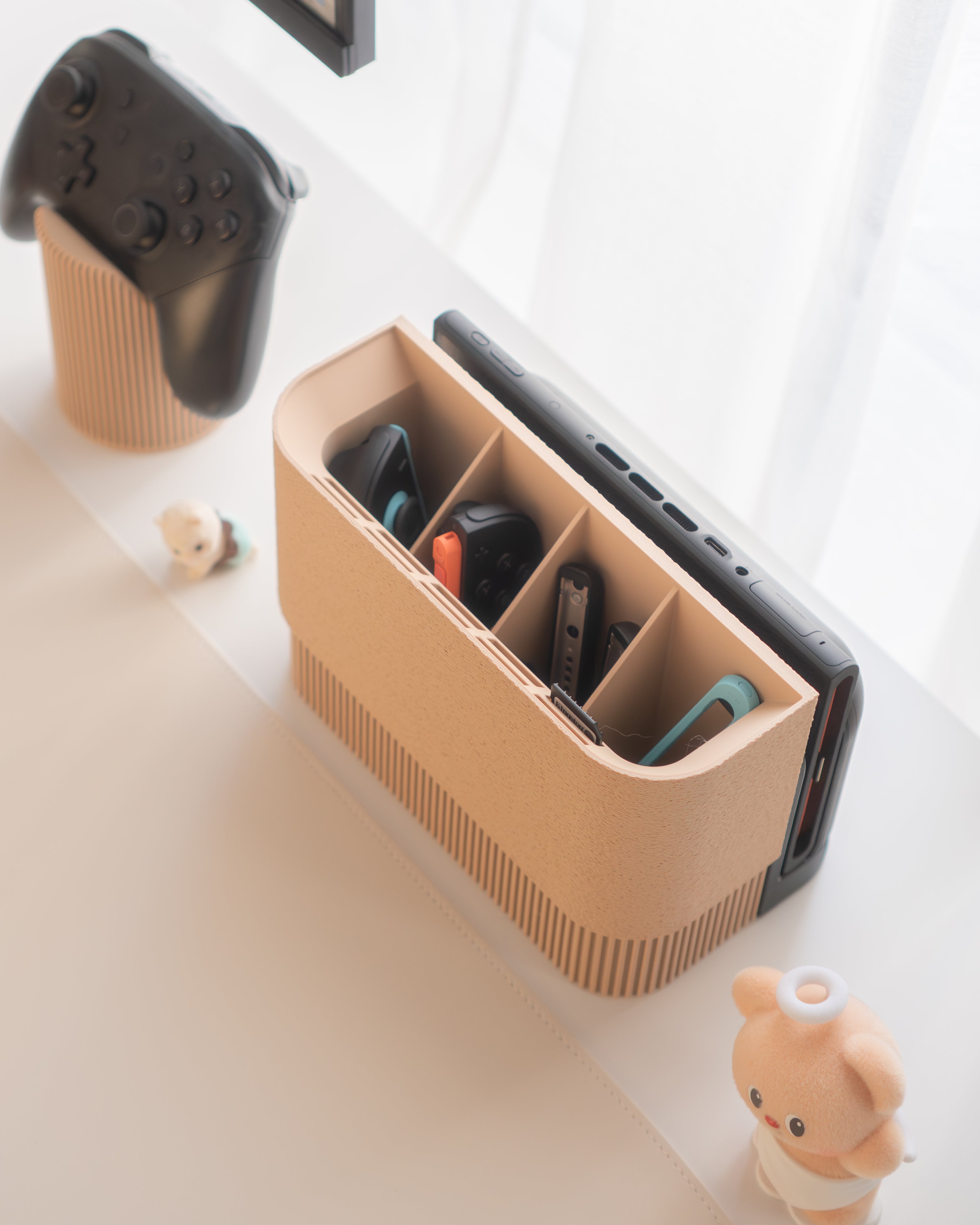 Ribbed Vase Switch Dock Cover and Controller Bundle