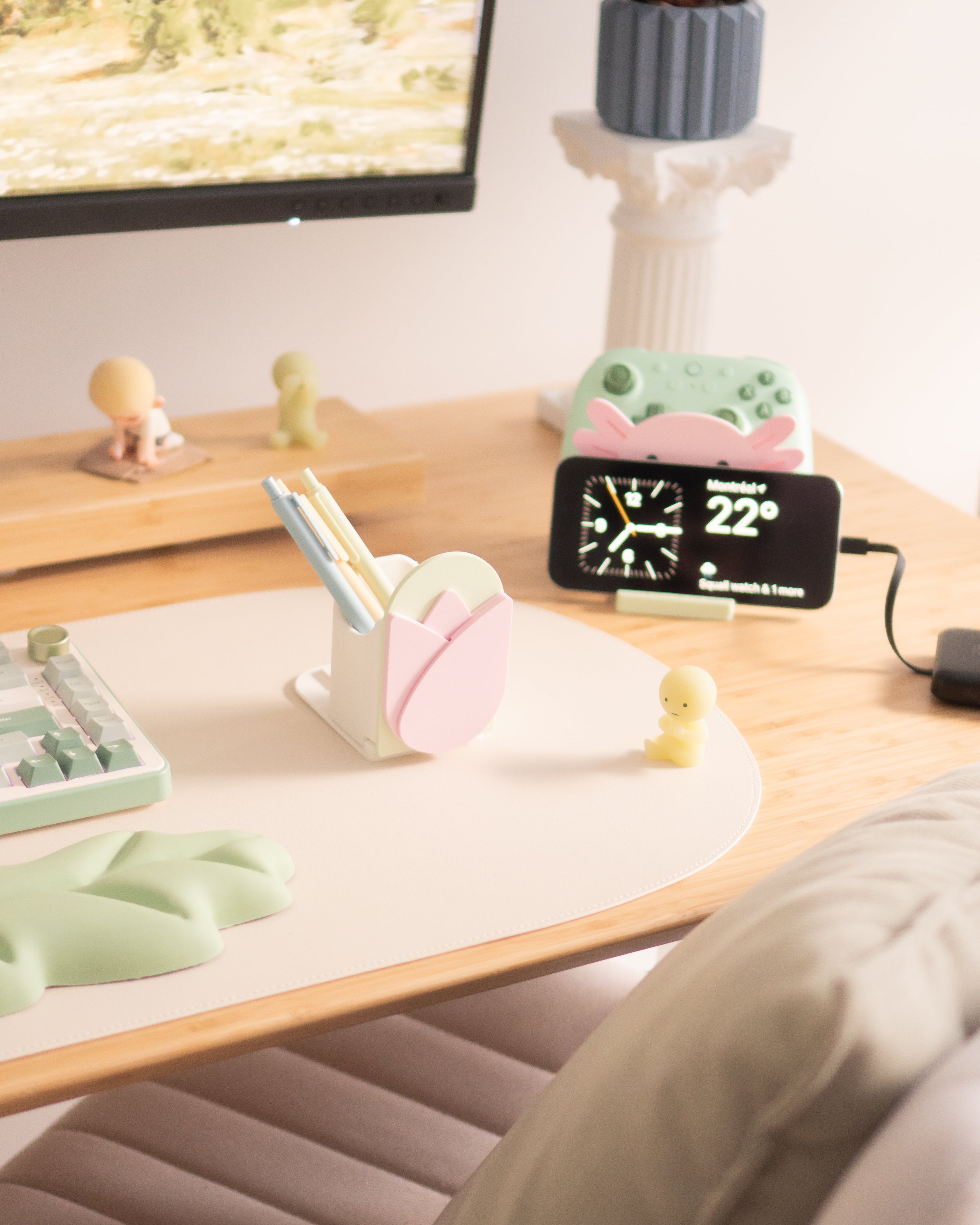 Tulip | 3-in-1 Pen Pot, Controller Holder & Phone Stand