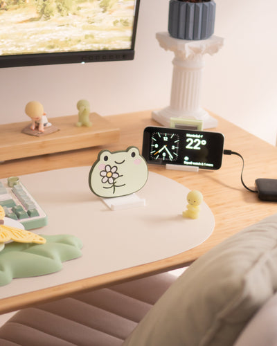 Daisy Frog | 3-in-1 Pen Pot, Controller Holder & Phone Stand