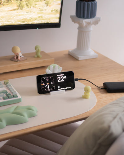 Daisy | 3-in-1 Pen Pot, Controller Holder & Phone Stand