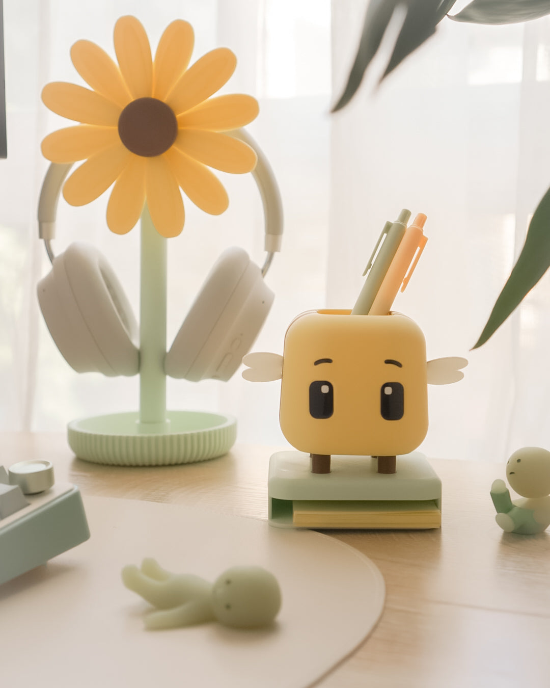 Sunflower Headphone Stand – Hello Oregano