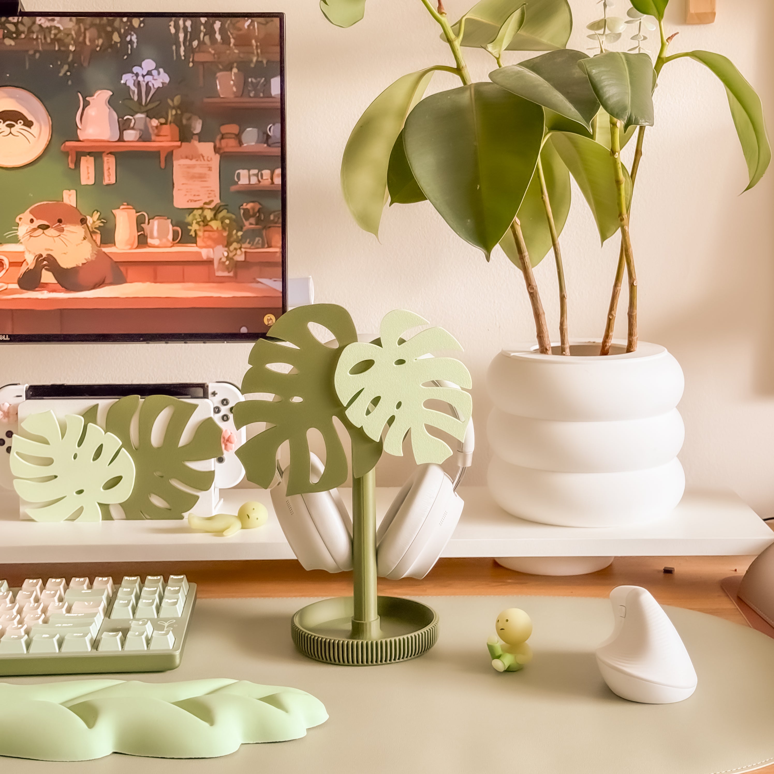 Monstera Headphone Stand and Switch Cover Bundle