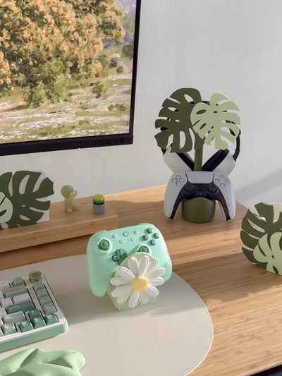 Daisy | 3-in-1 Pen Pot, Controller Holder & Phone Stand