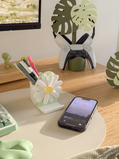 Daisy | 3-in-1 Pen Pot, Controller Holder & Phone Stand
