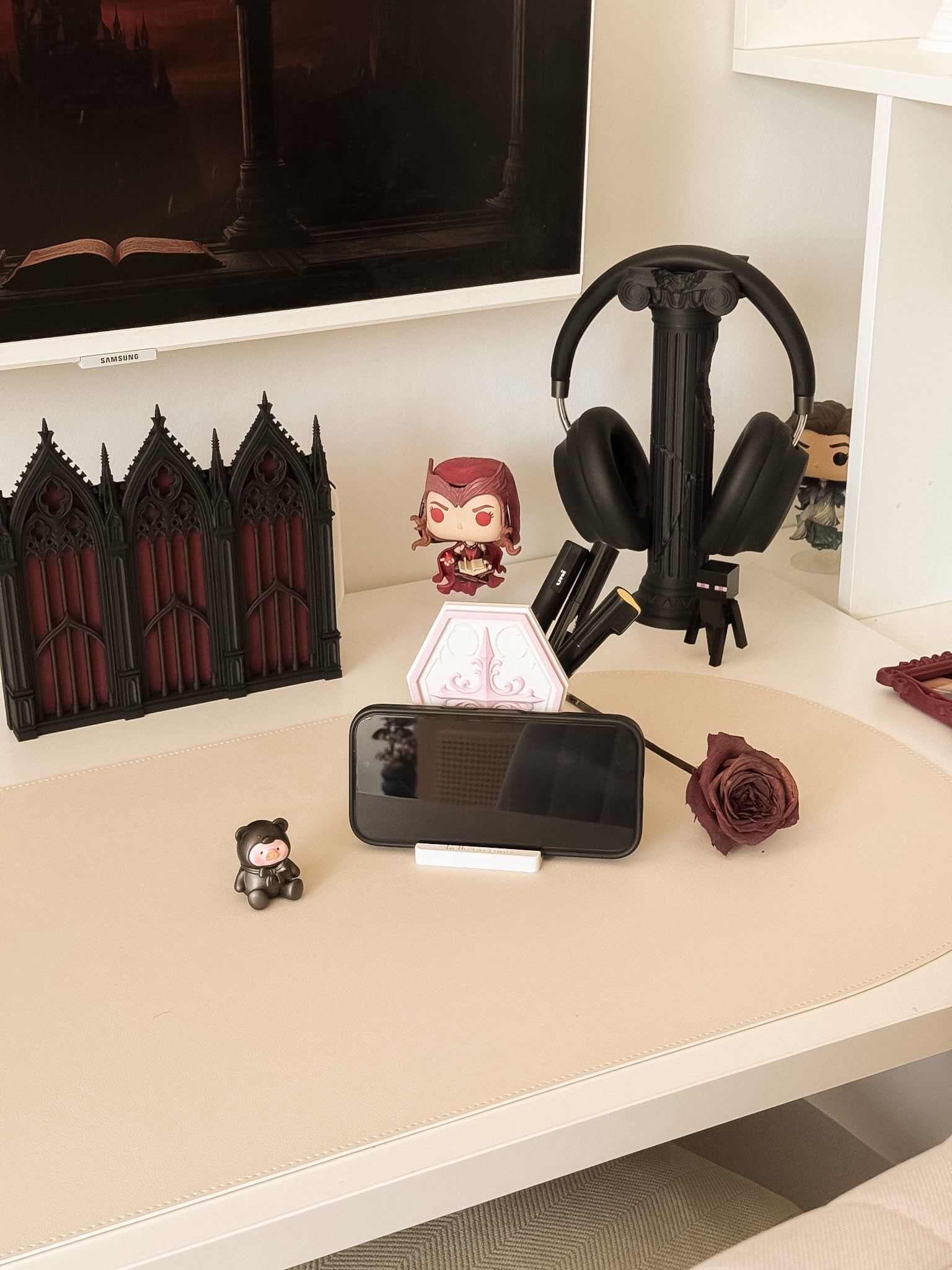 Coffin | 3-in-1 Pen Pot, Controller Holder & Phone Stand