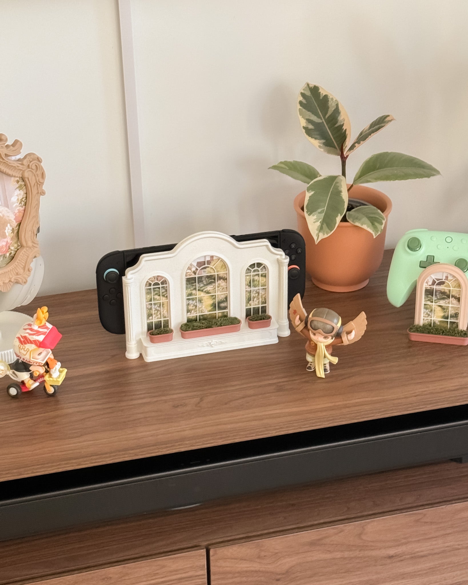 Cozy Garden Windows Switch Dock Cover