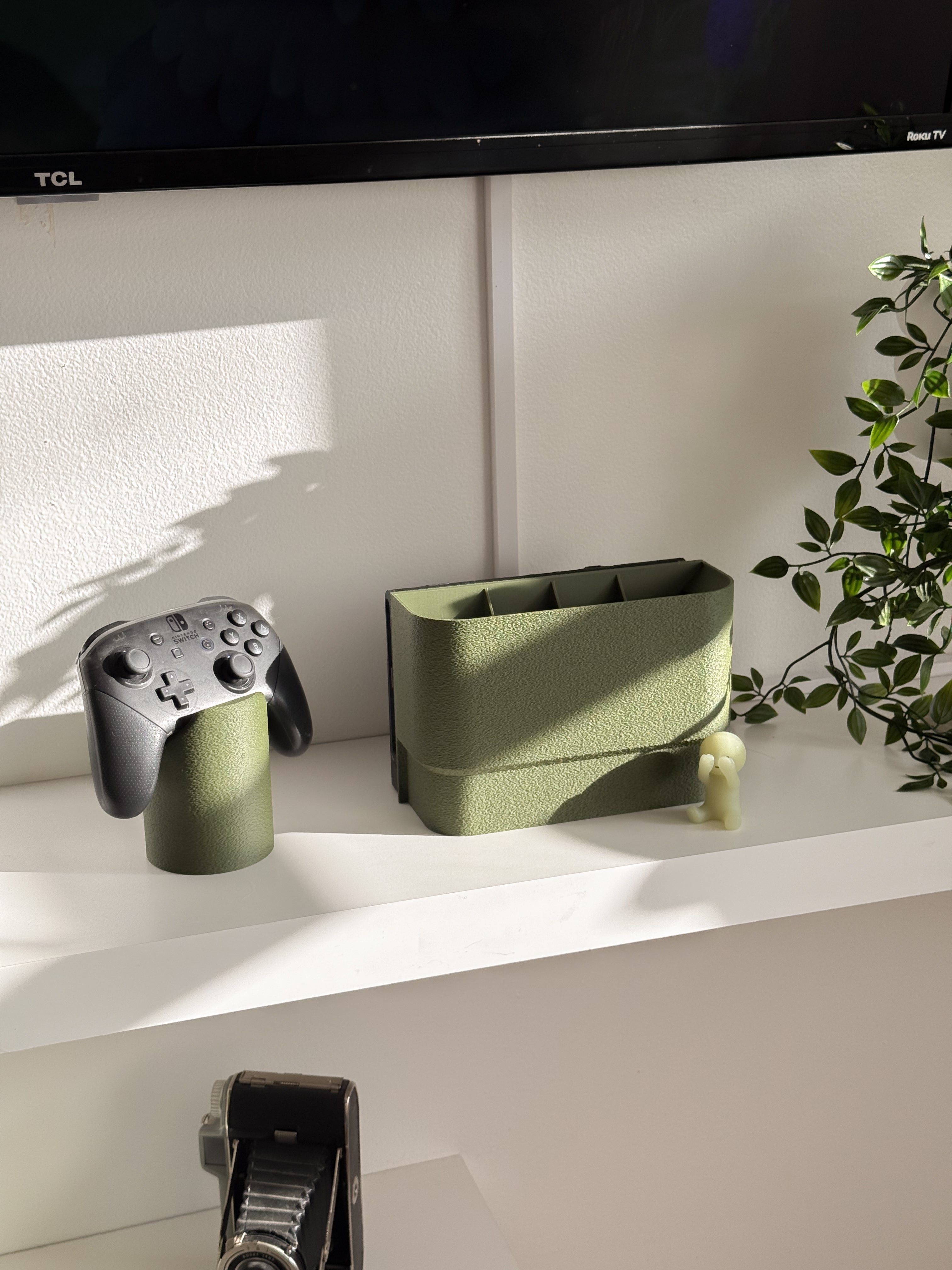 Textured Vase Switch Dock Cover and Controller Bundle
