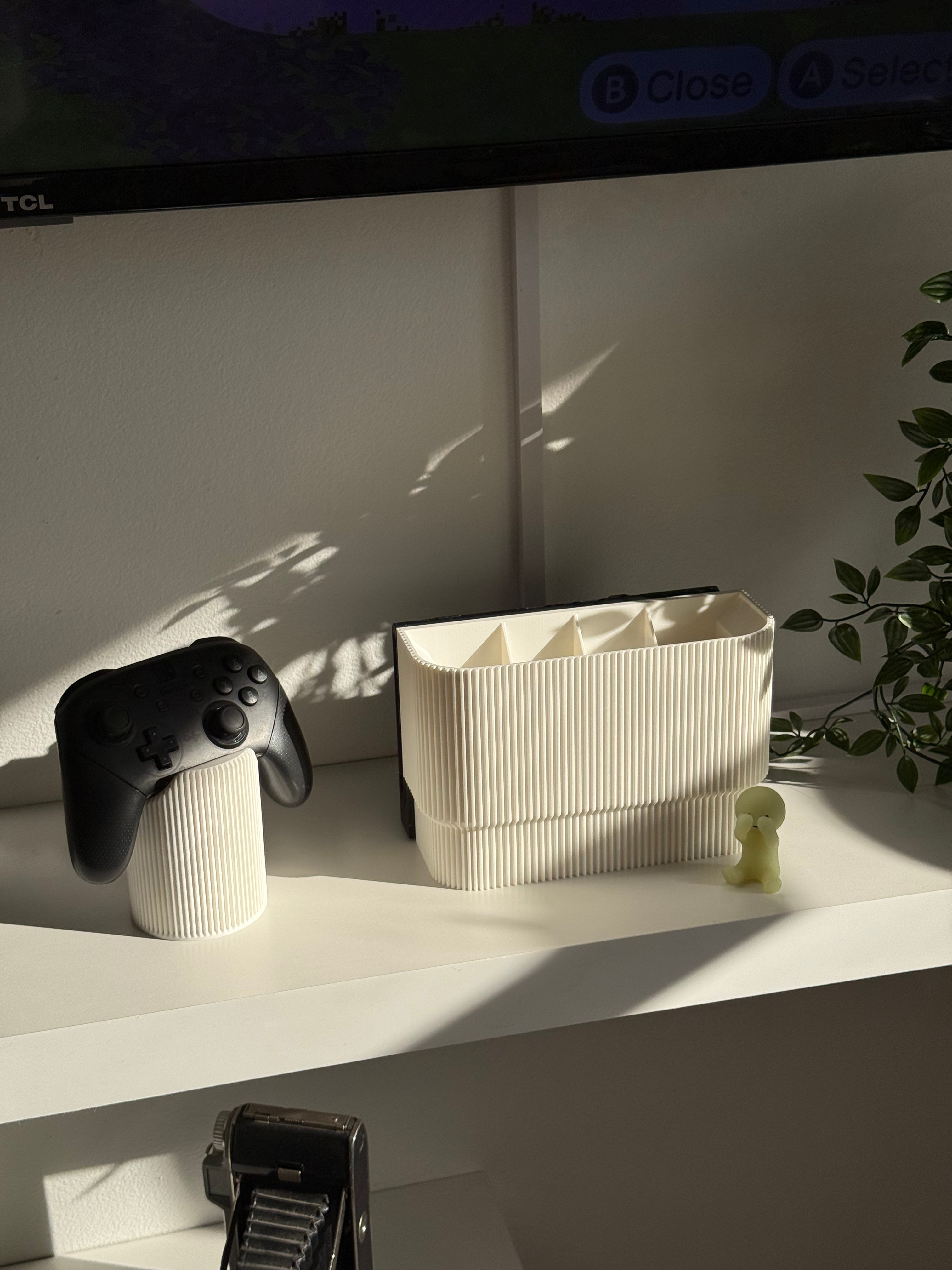 Ribbed Vase Switch Dock Cover and Controller Bundle