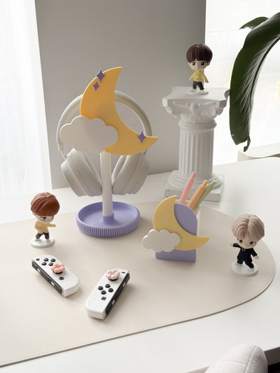 Moon Headphone Stand