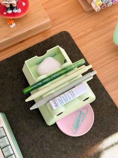 Frog Post and Pen Holder