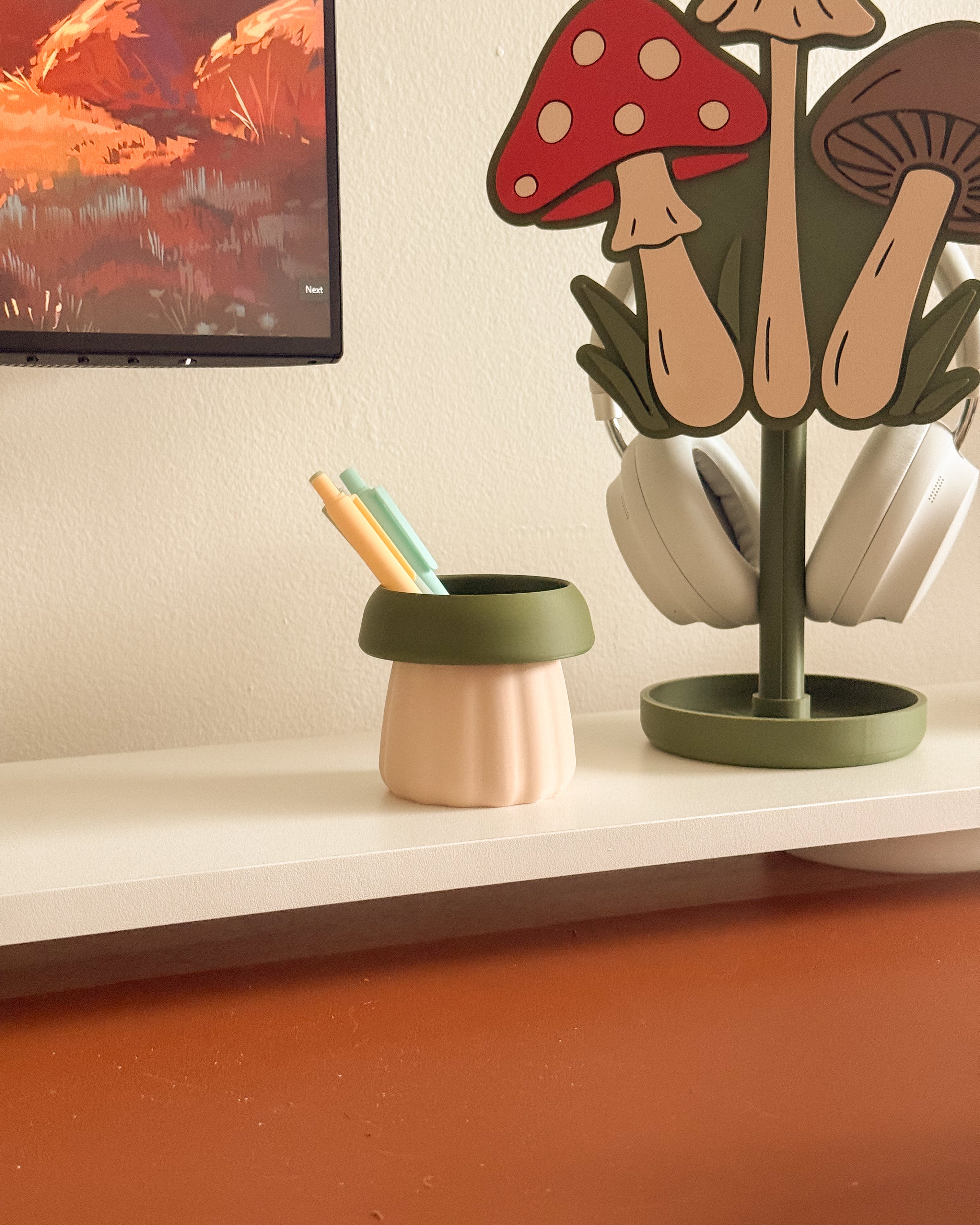 Mushroom Pen Pots