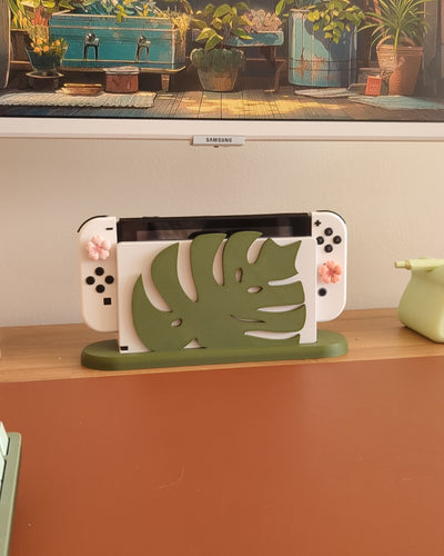 animal crossing new horizons monstera Monstera Switch Cover