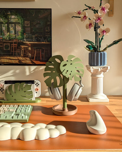 Monstera Headphone Stand