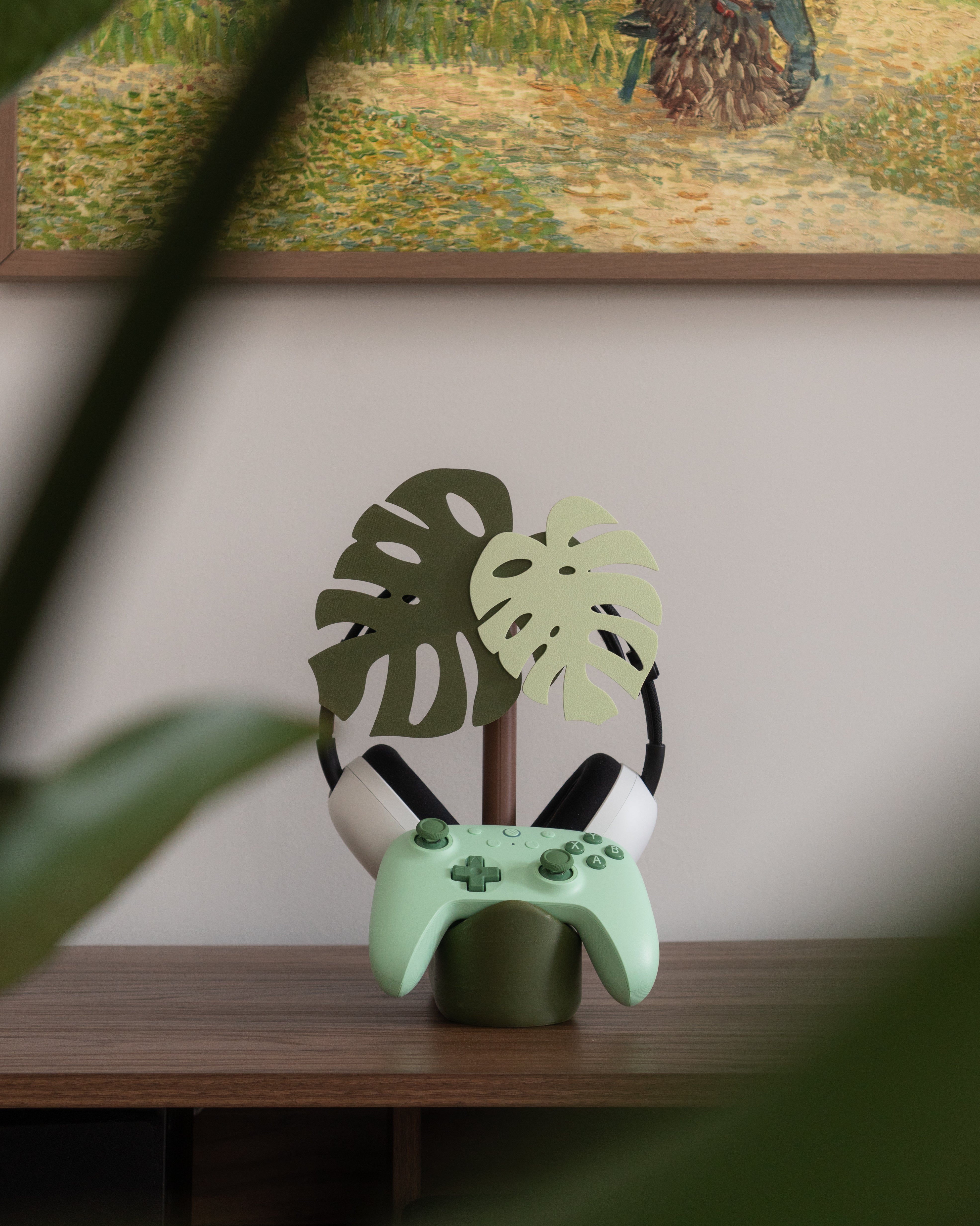 Monstera Headphone Stand