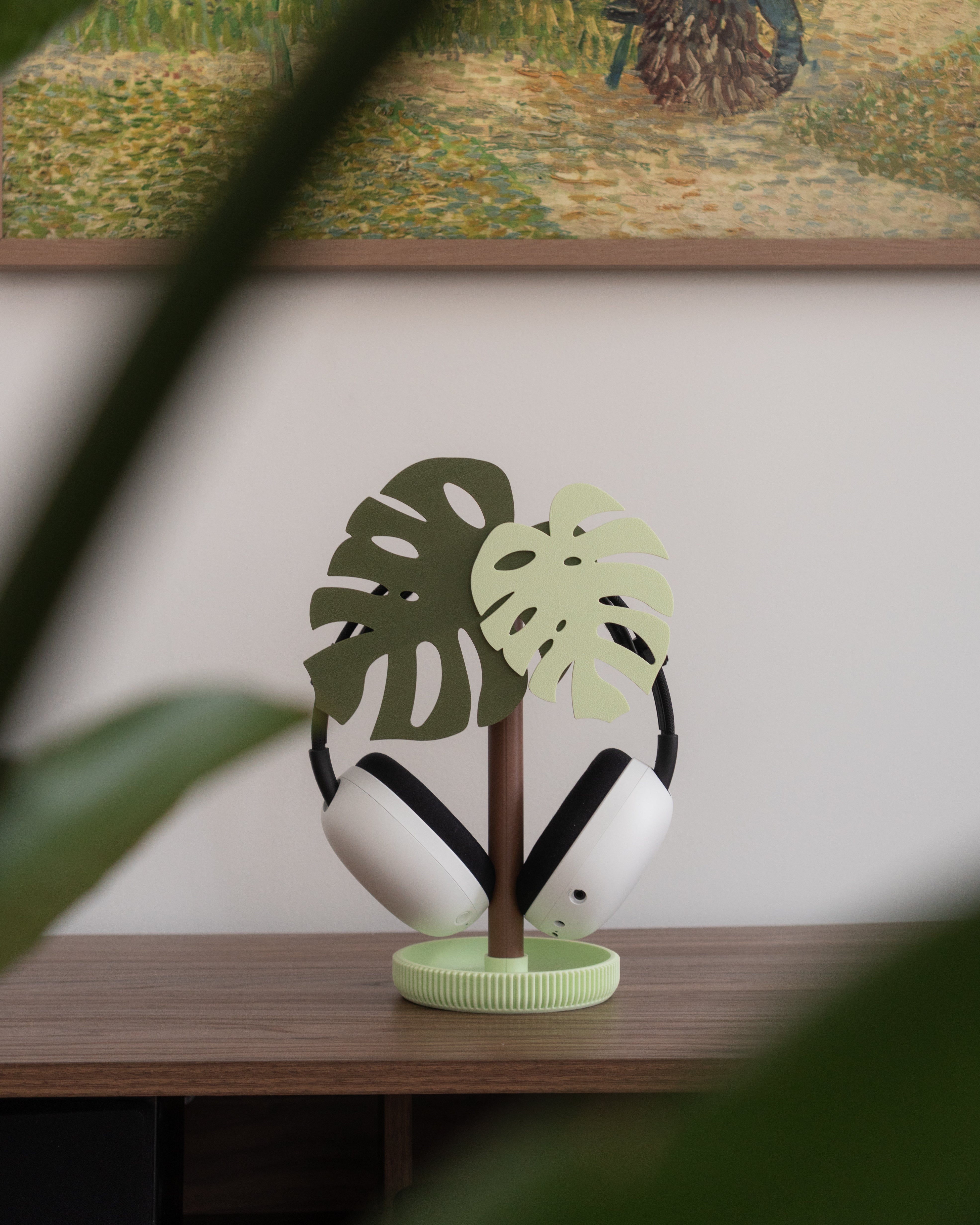 Monstera Headphone Stand