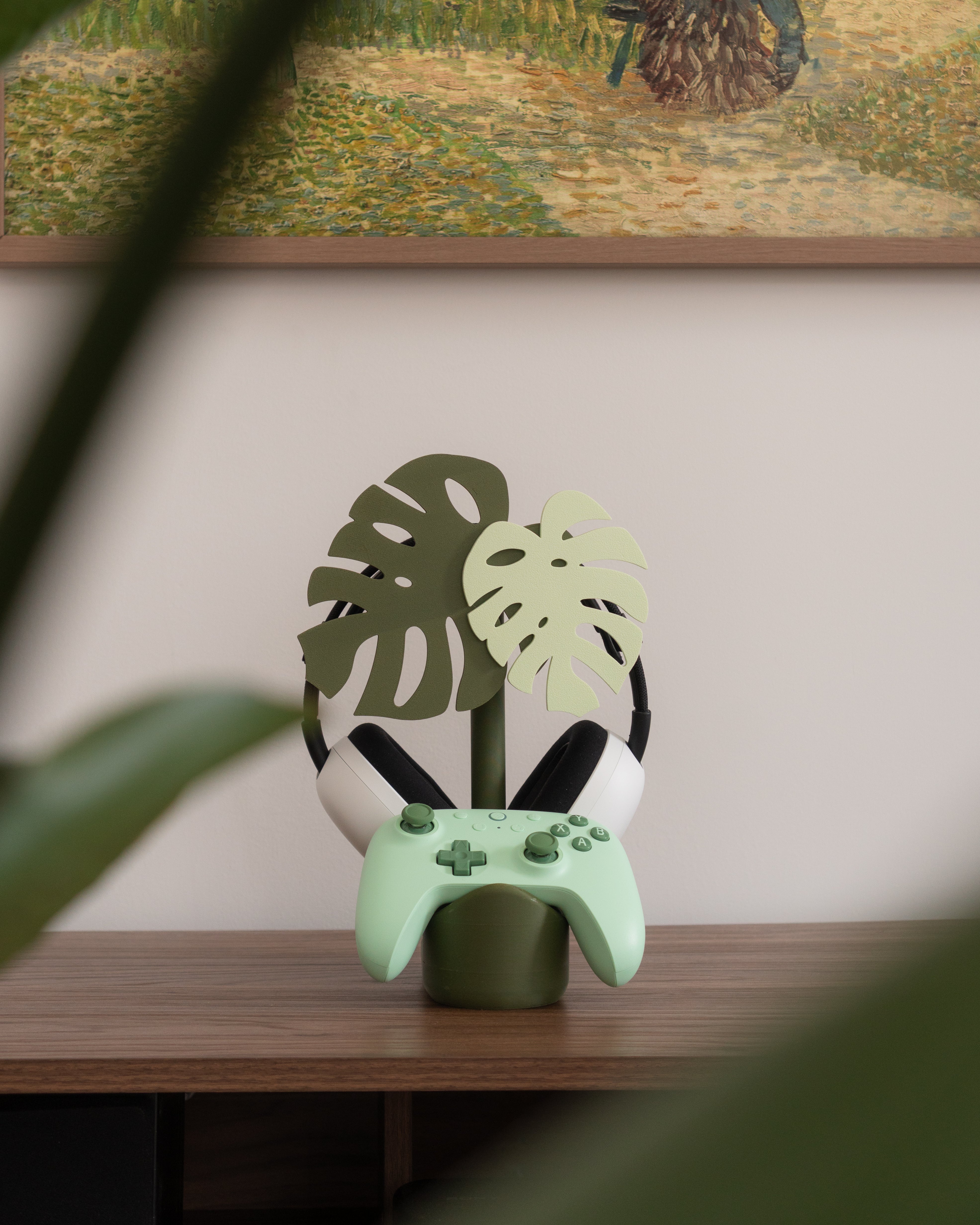 Monstera Headphone Stand
