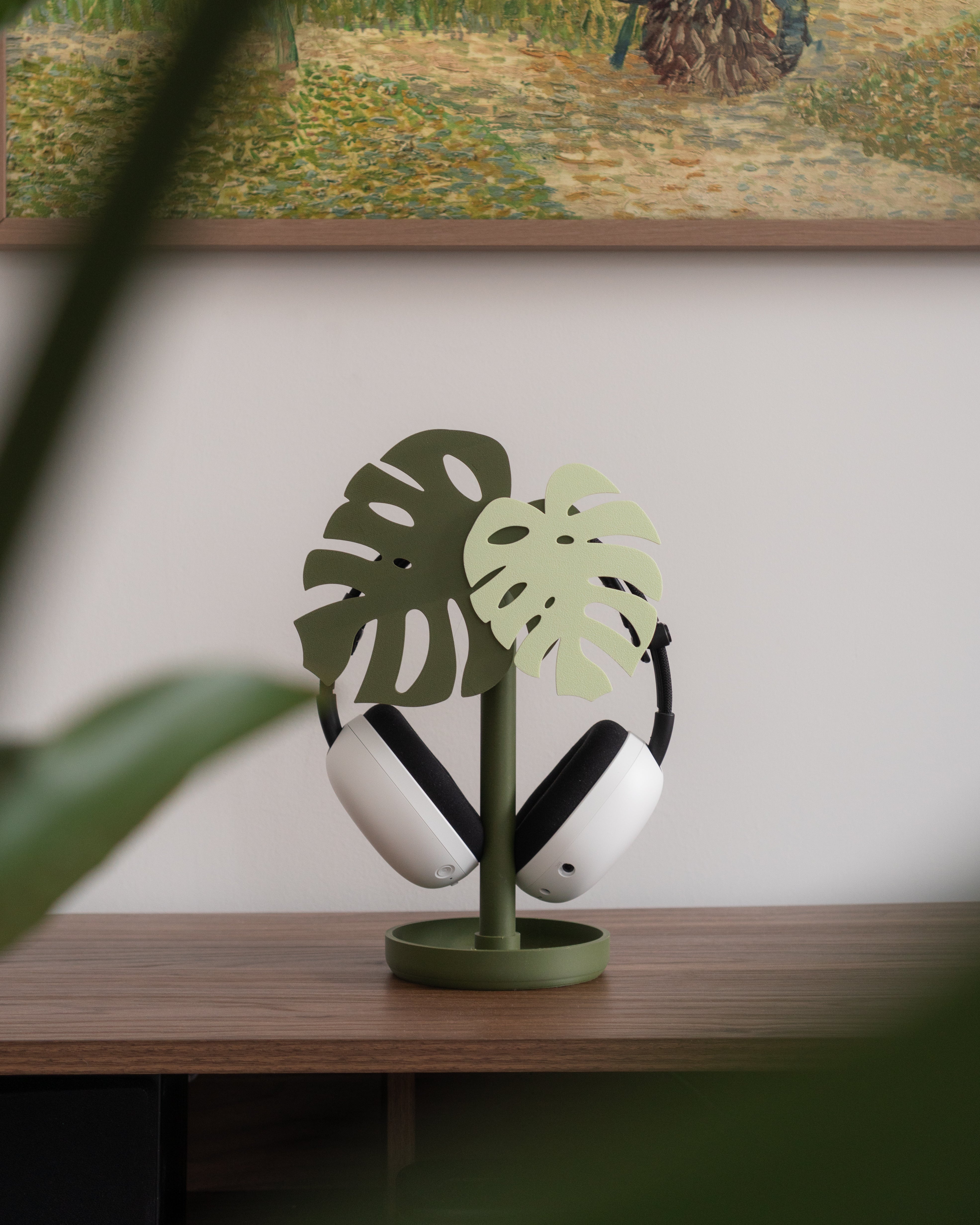 Monstera Headphone Stand